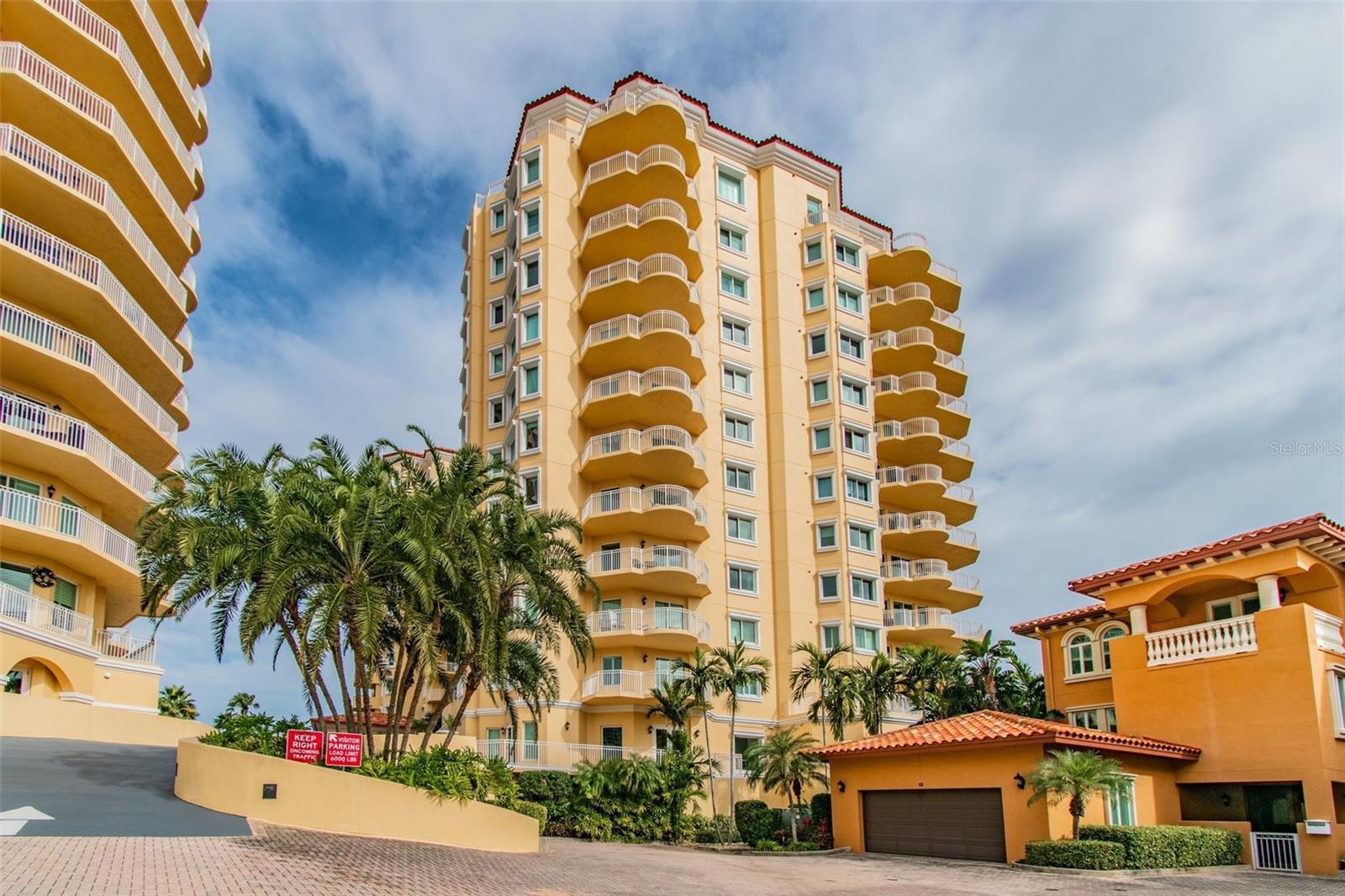 VINOY PLACE CONDO, ST PETERSBURG, FL, 33701