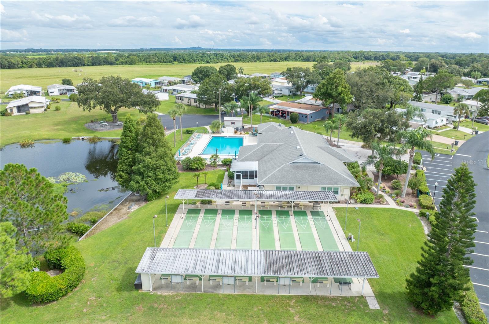 6133 GRAND OAKS DR SE, WINTER HAVEN, FL, 33884