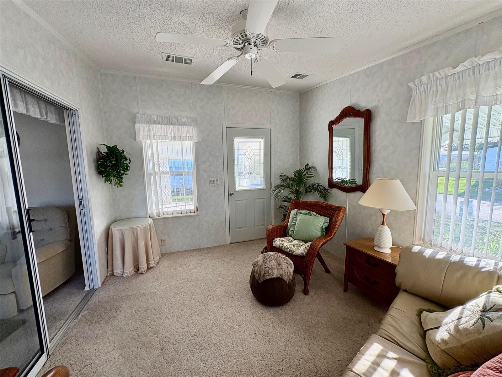 6133 GRAND OAKS DR SE, WINTER HAVEN, FL, 33884