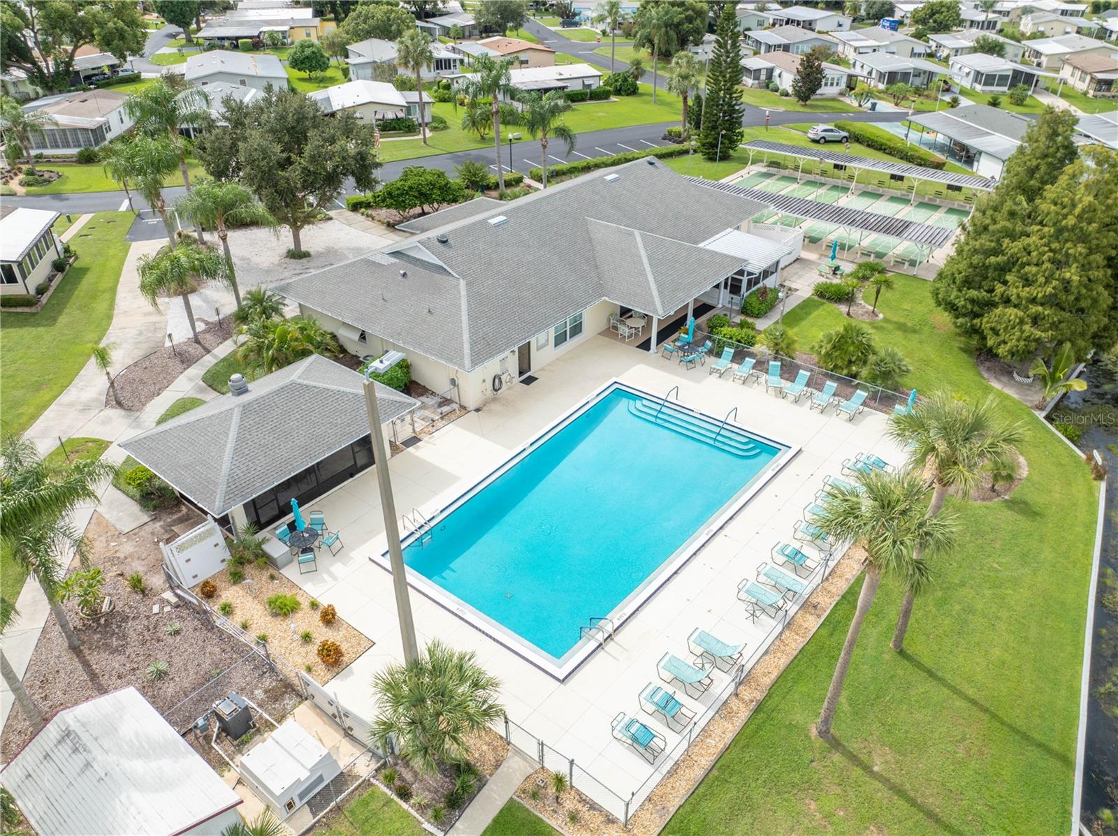 6133 GRAND OAKS DR SE, WINTER HAVEN, FL, 33884