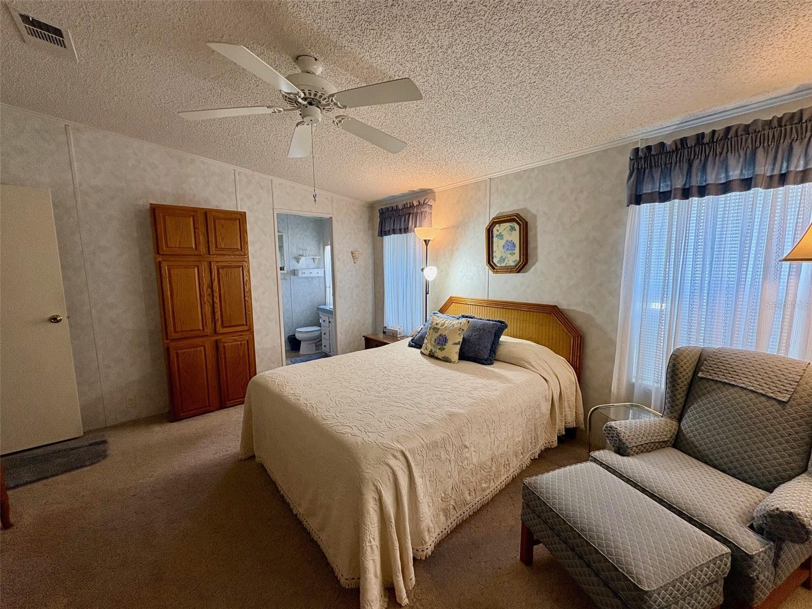 6133 GRAND OAKS DR SE, WINTER HAVEN, FL, 33884