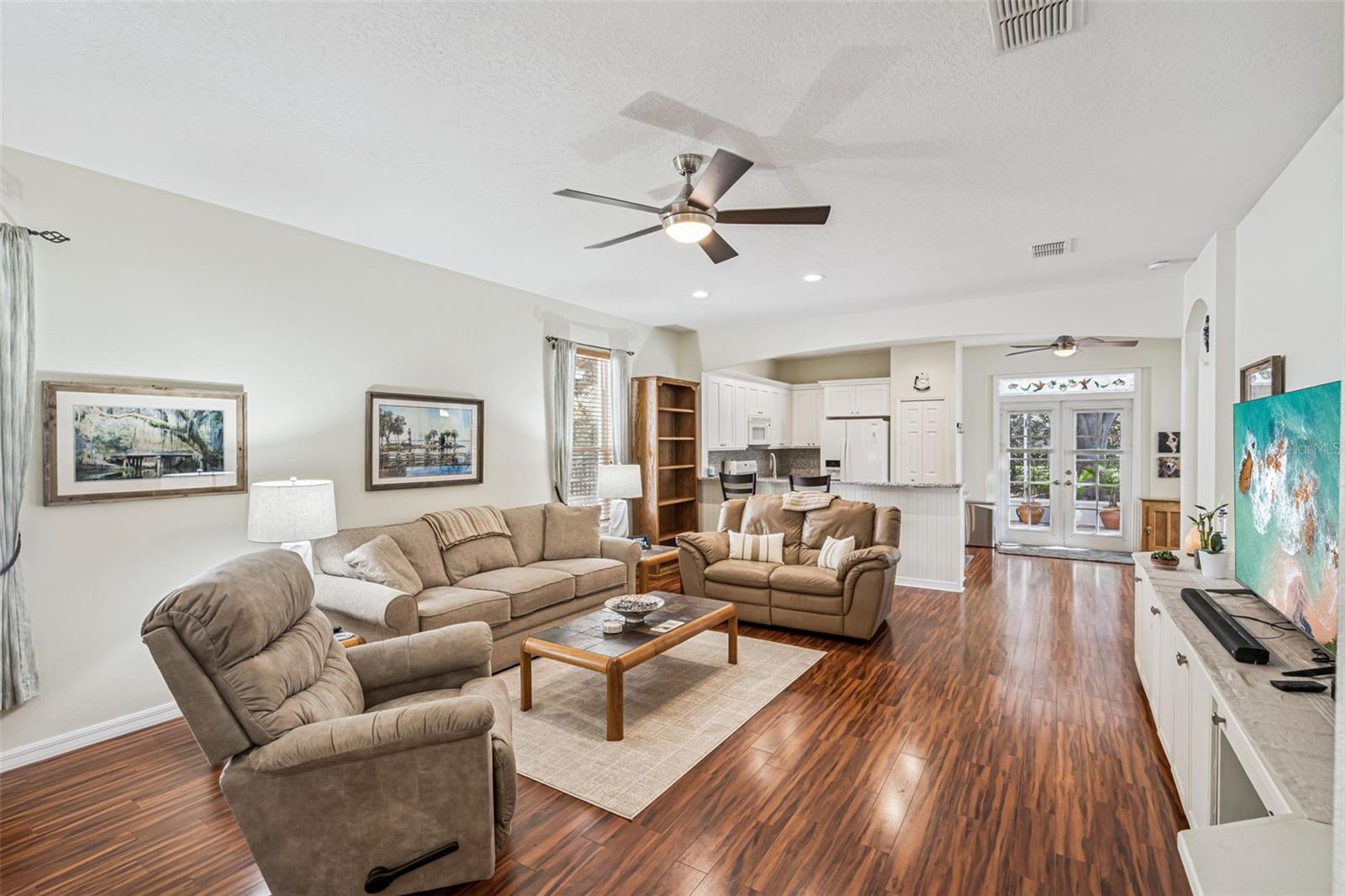 8002 ARCADIAN CT, MOUNT DORA, FL, 32757