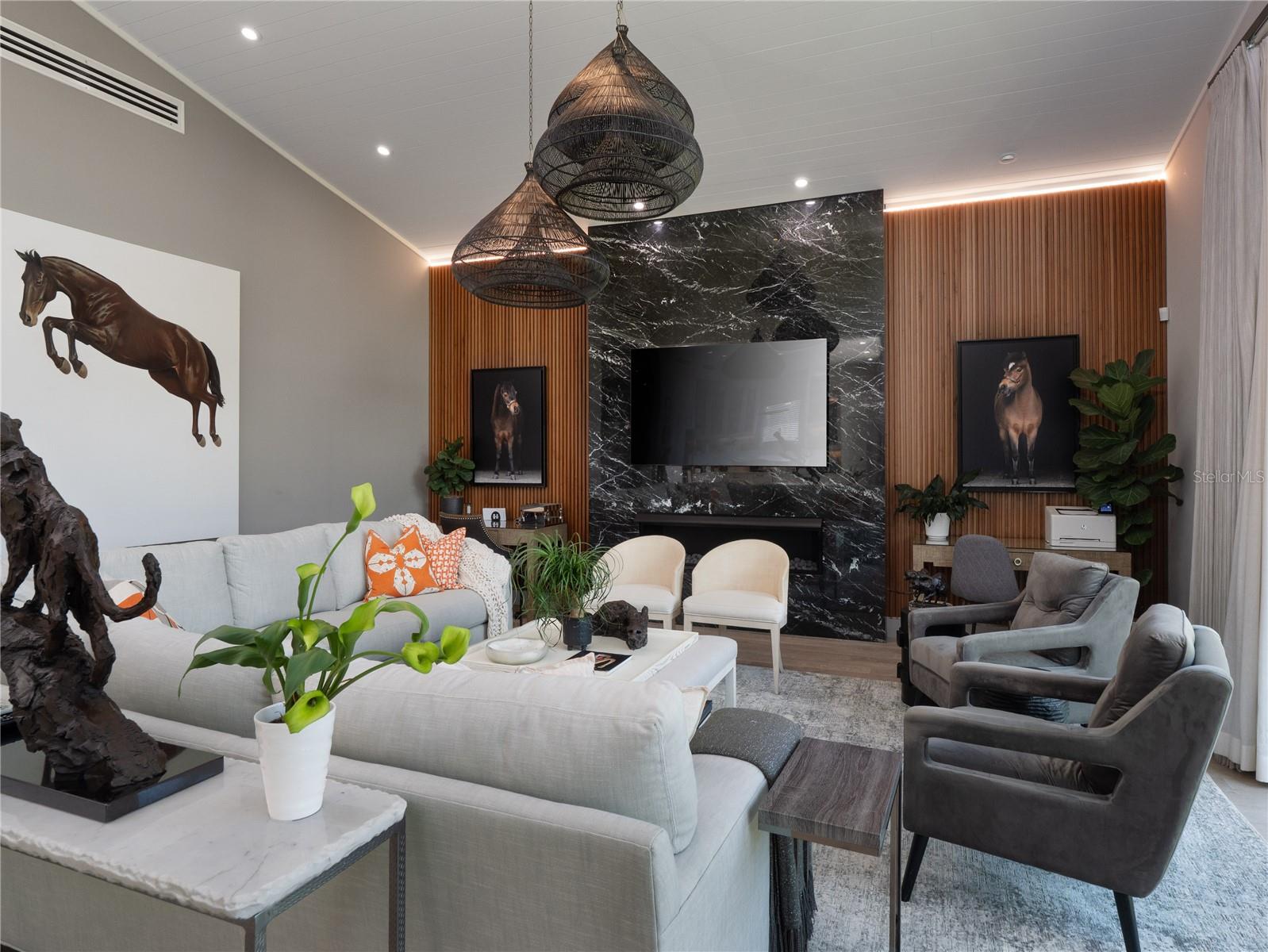 OM720047 Property Photo