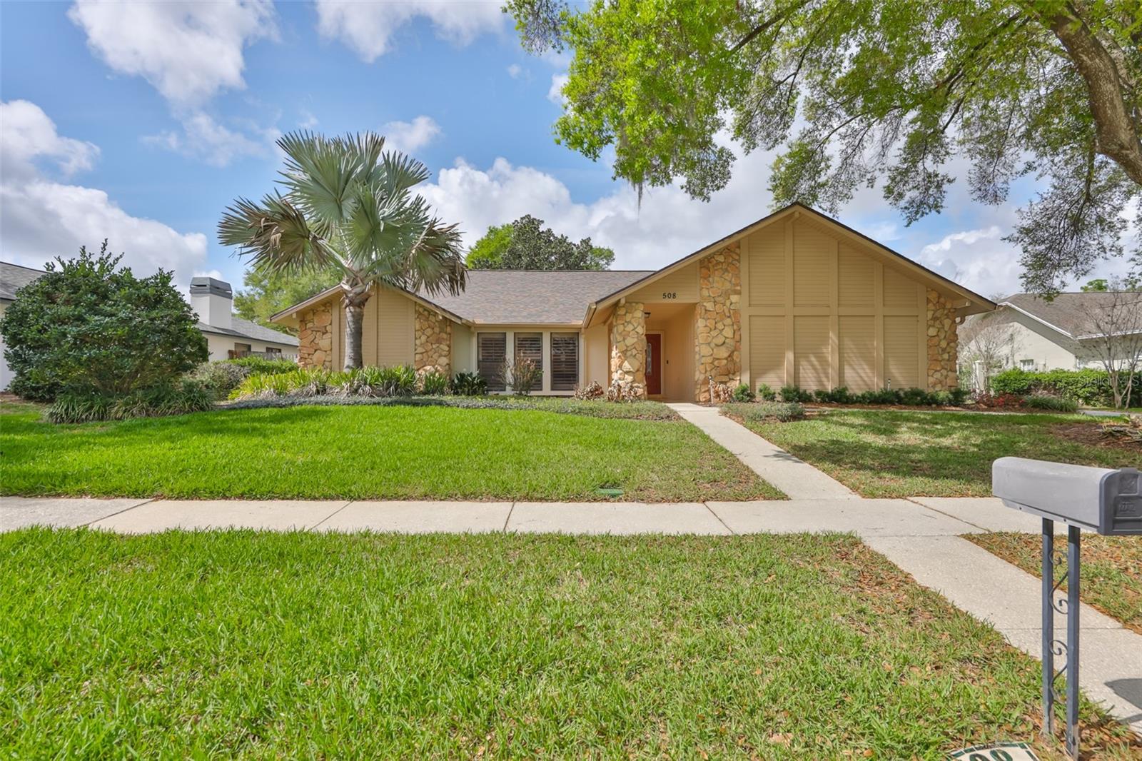 508 RUNNING HORSE RD, SEFFNER, FL, 33584