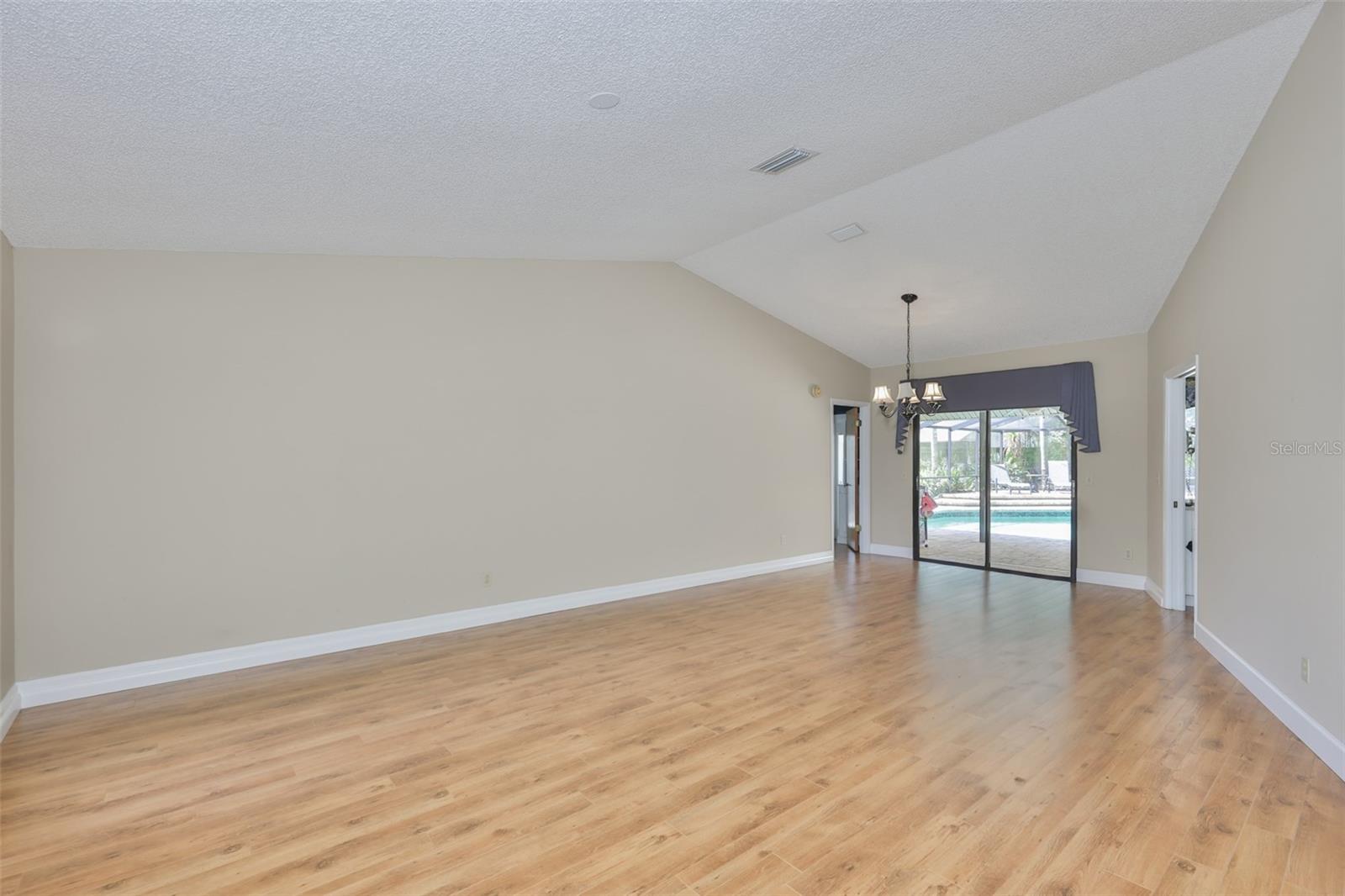508 RUNNING HORSE RD, SEFFNER, FL, 33584