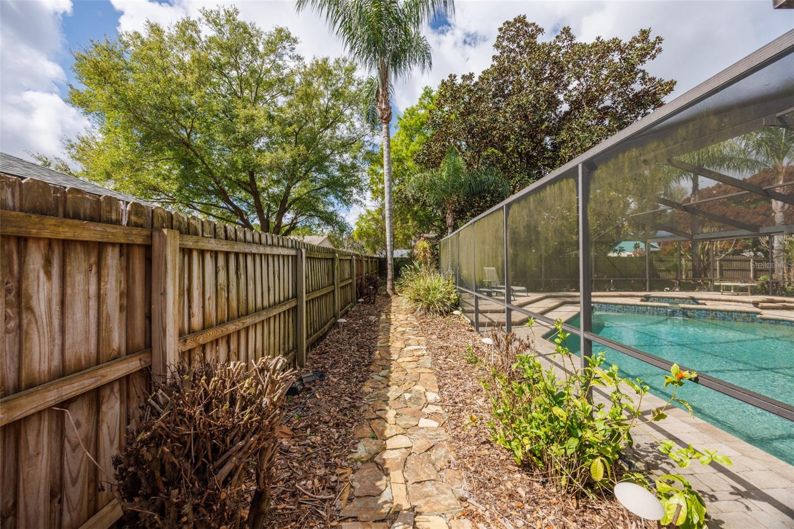 508 RUNNING HORSE RD, SEFFNER, FL, 33584