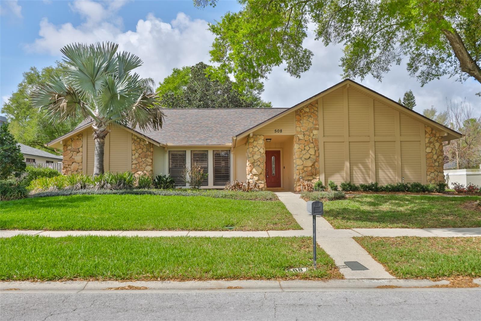 508 RUNNING HORSE RD, SEFFNER, FL, 33584