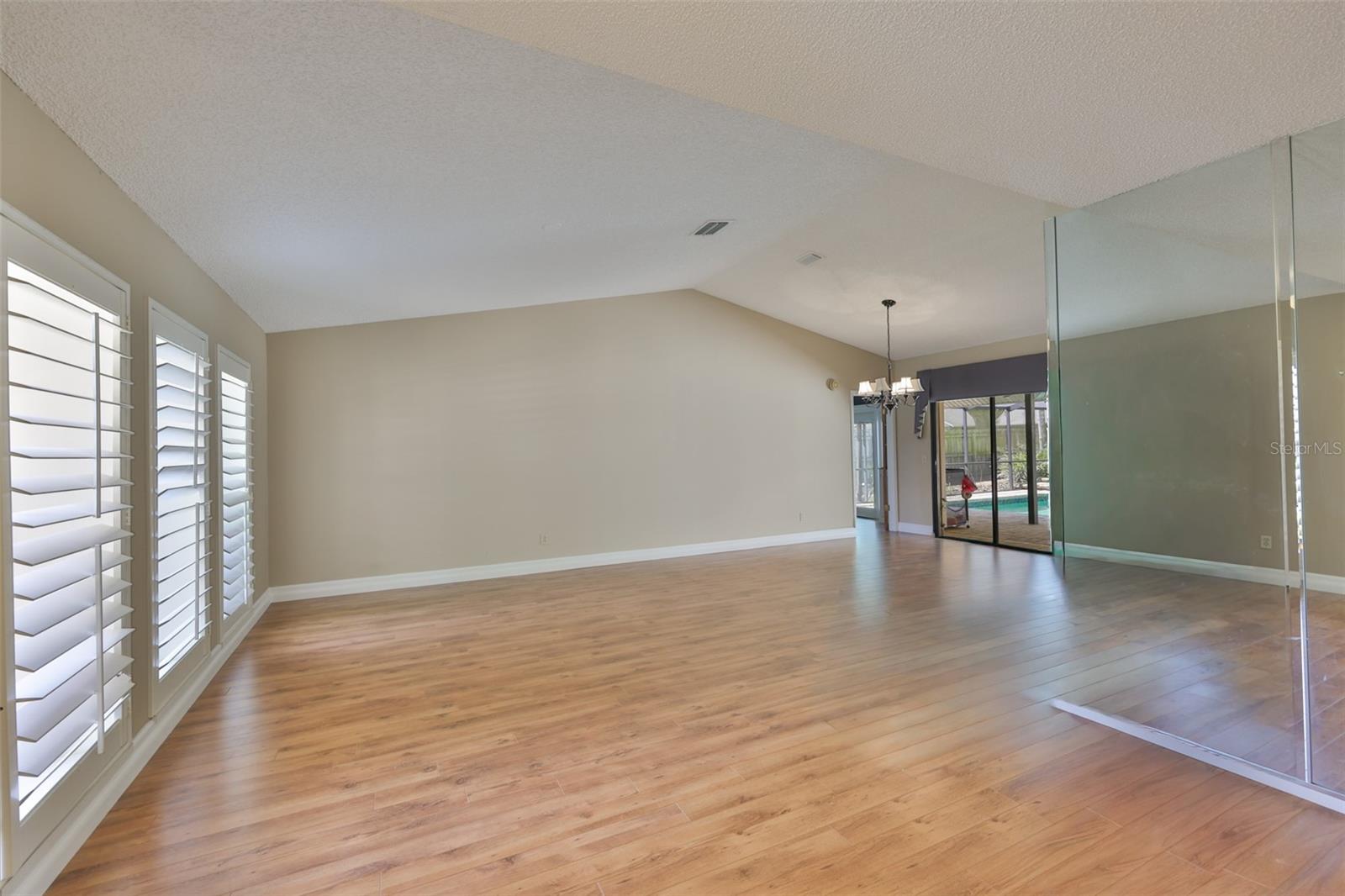 508 RUNNING HORSE RD, SEFFNER, FL, 33584