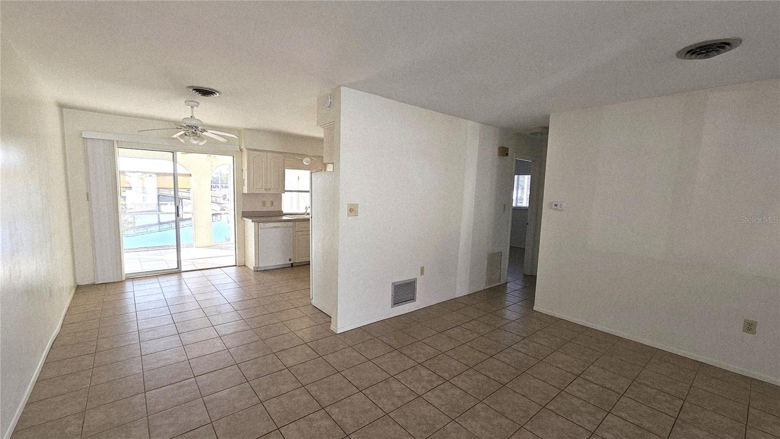 122 BOUNDARY BLVD #A, ROTONDA WEST, FL, 33947