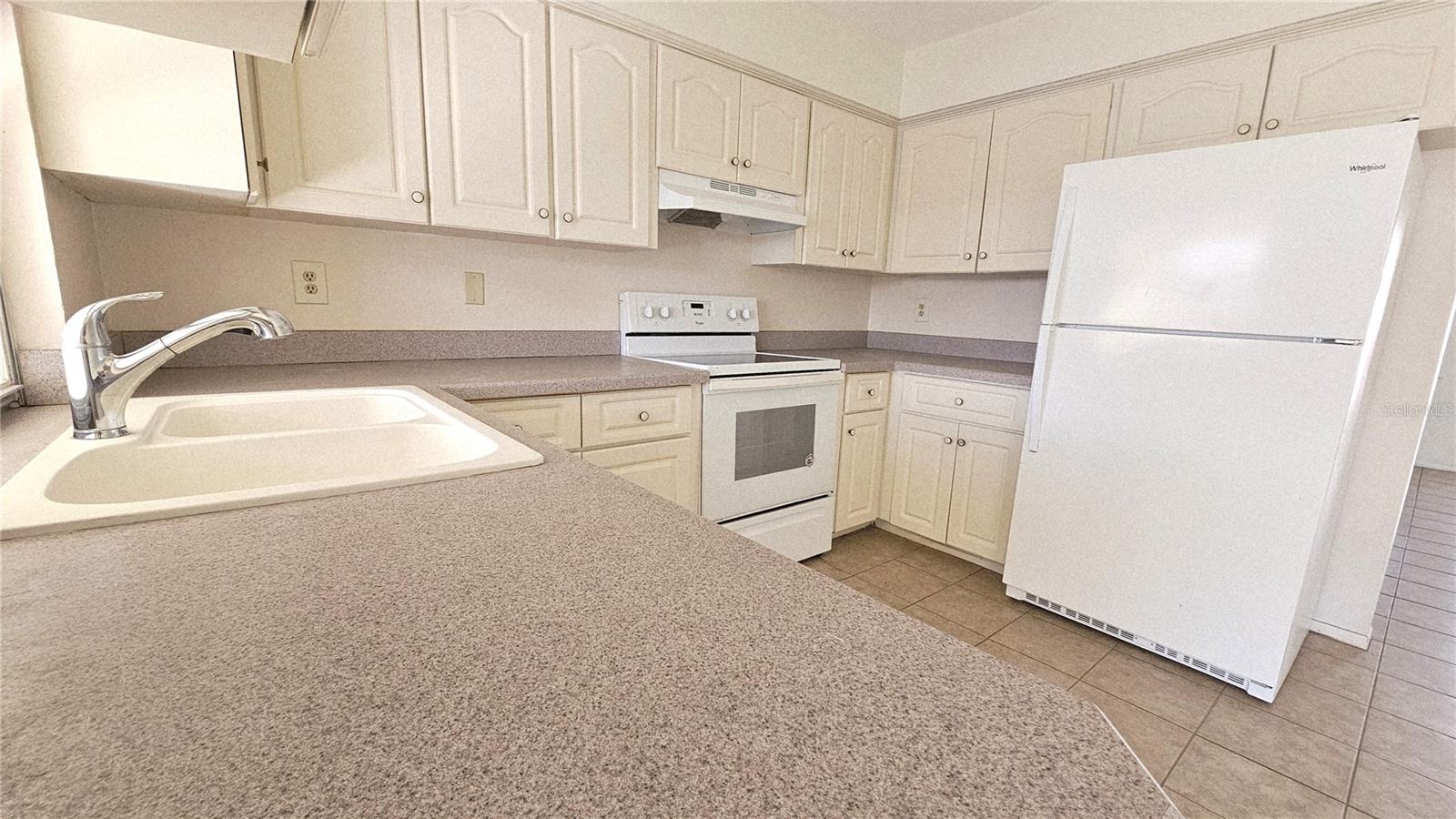 122 BOUNDARY BLVD #A, ROTONDA WEST, FL, 33947