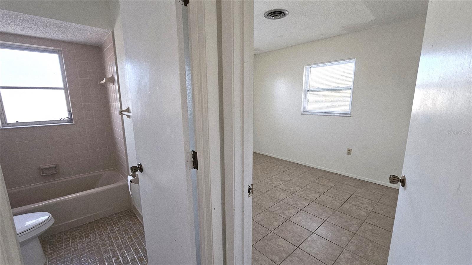 122 BOUNDARY BLVD #A, ROTONDA WEST, FL, 33947