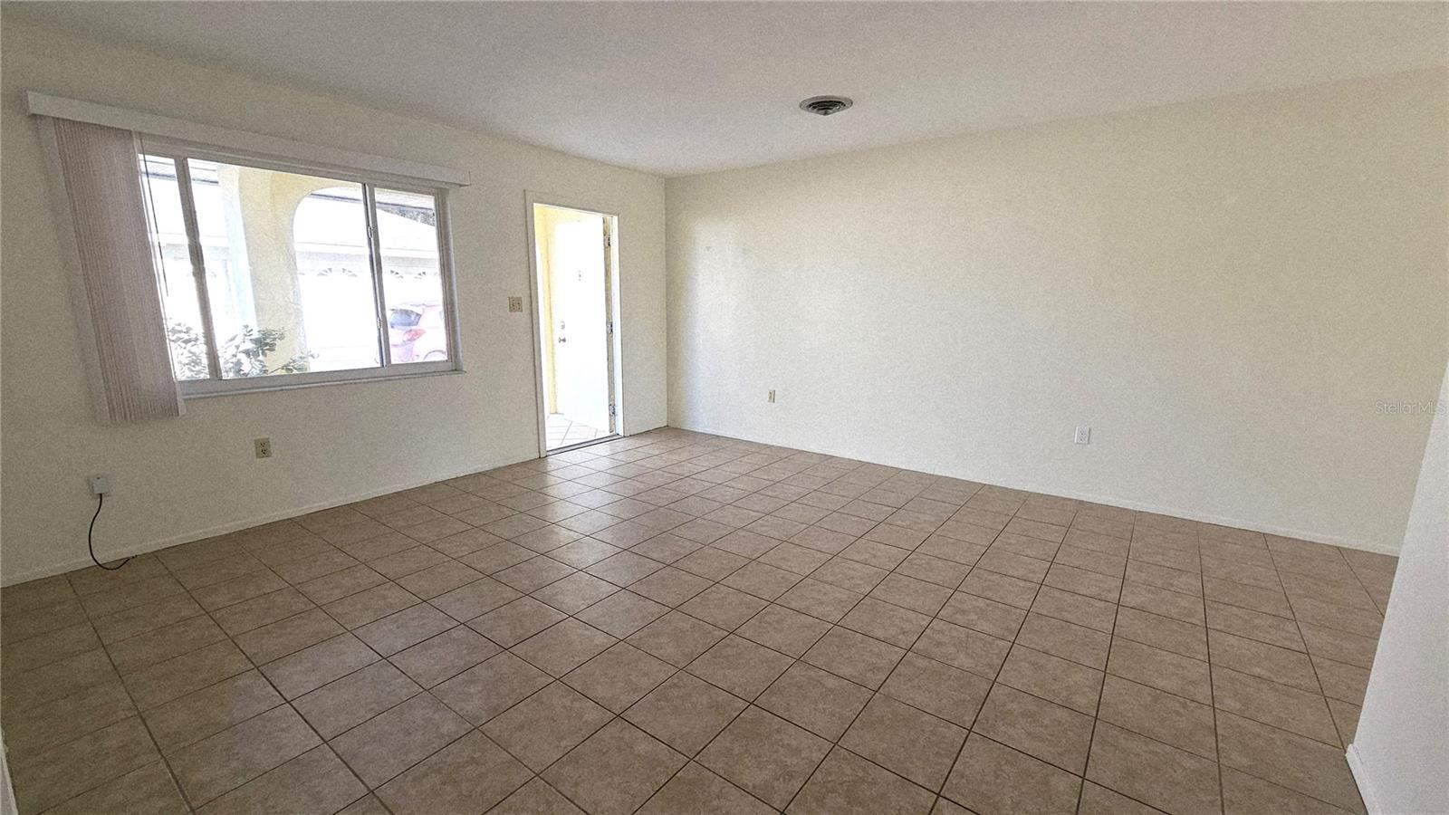 122 BOUNDARY BLVD #A, ROTONDA WEST, FL, 33947