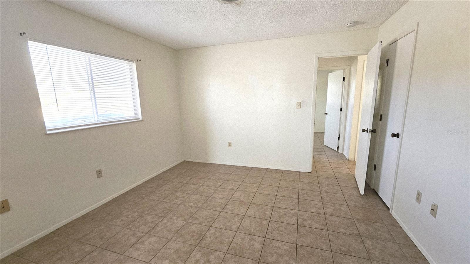 122 BOUNDARY BLVD #A, ROTONDA WEST, FL, 33947