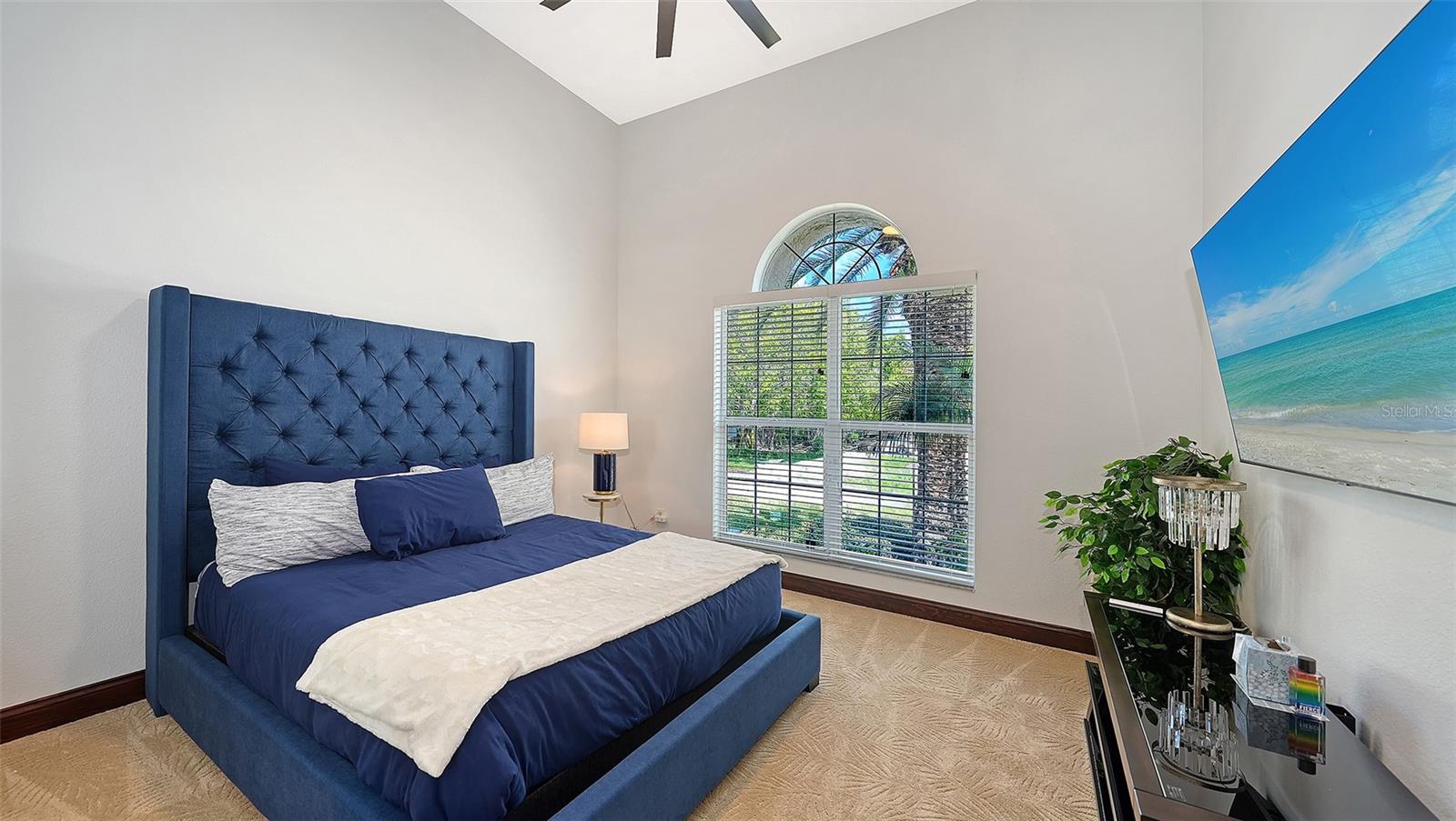 3511 FAIR OAKS CT, LONGBOAT KEY, FL, 34228