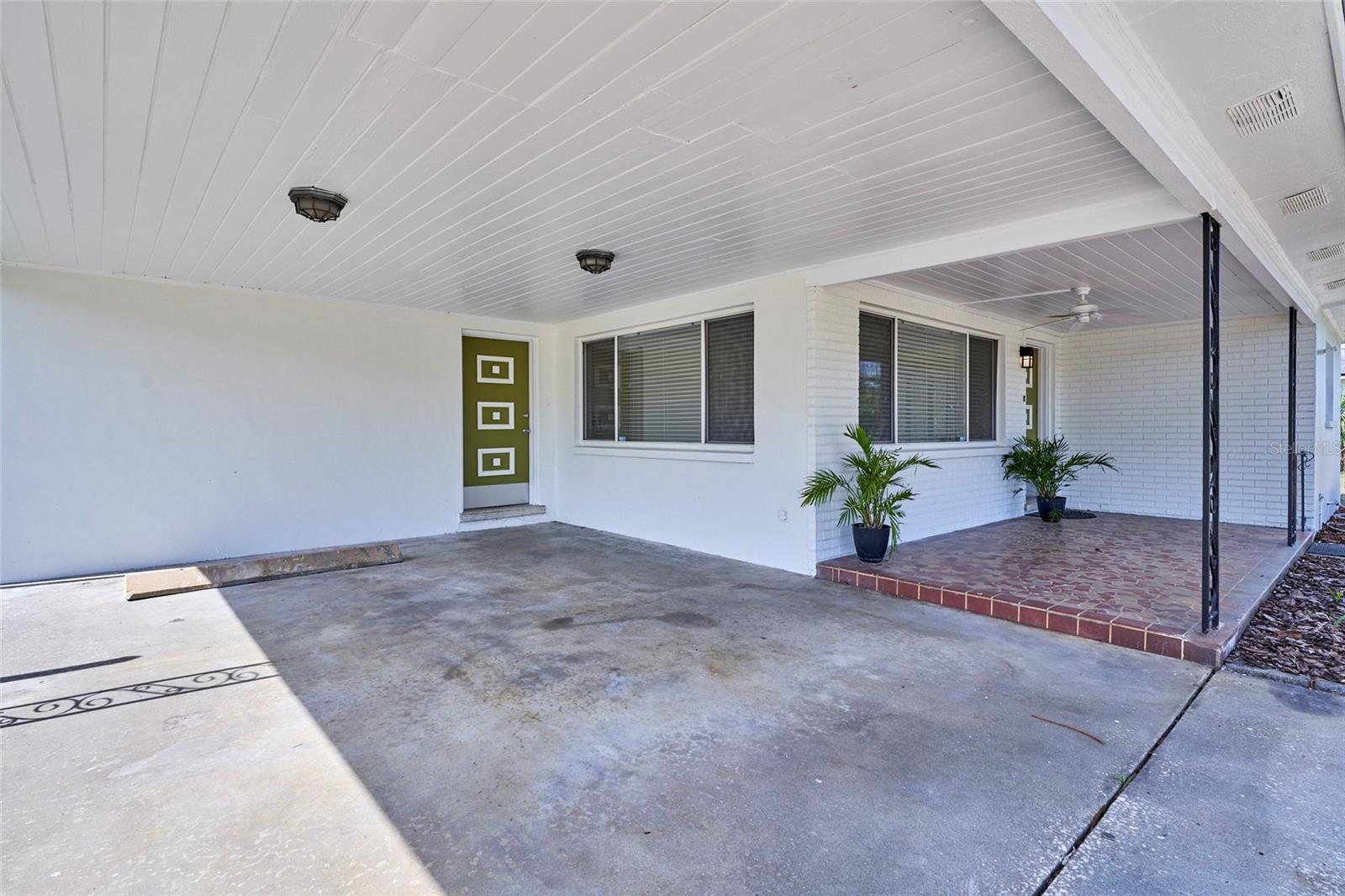 3302 W GRAY ST, TAMPA, FL, 33609