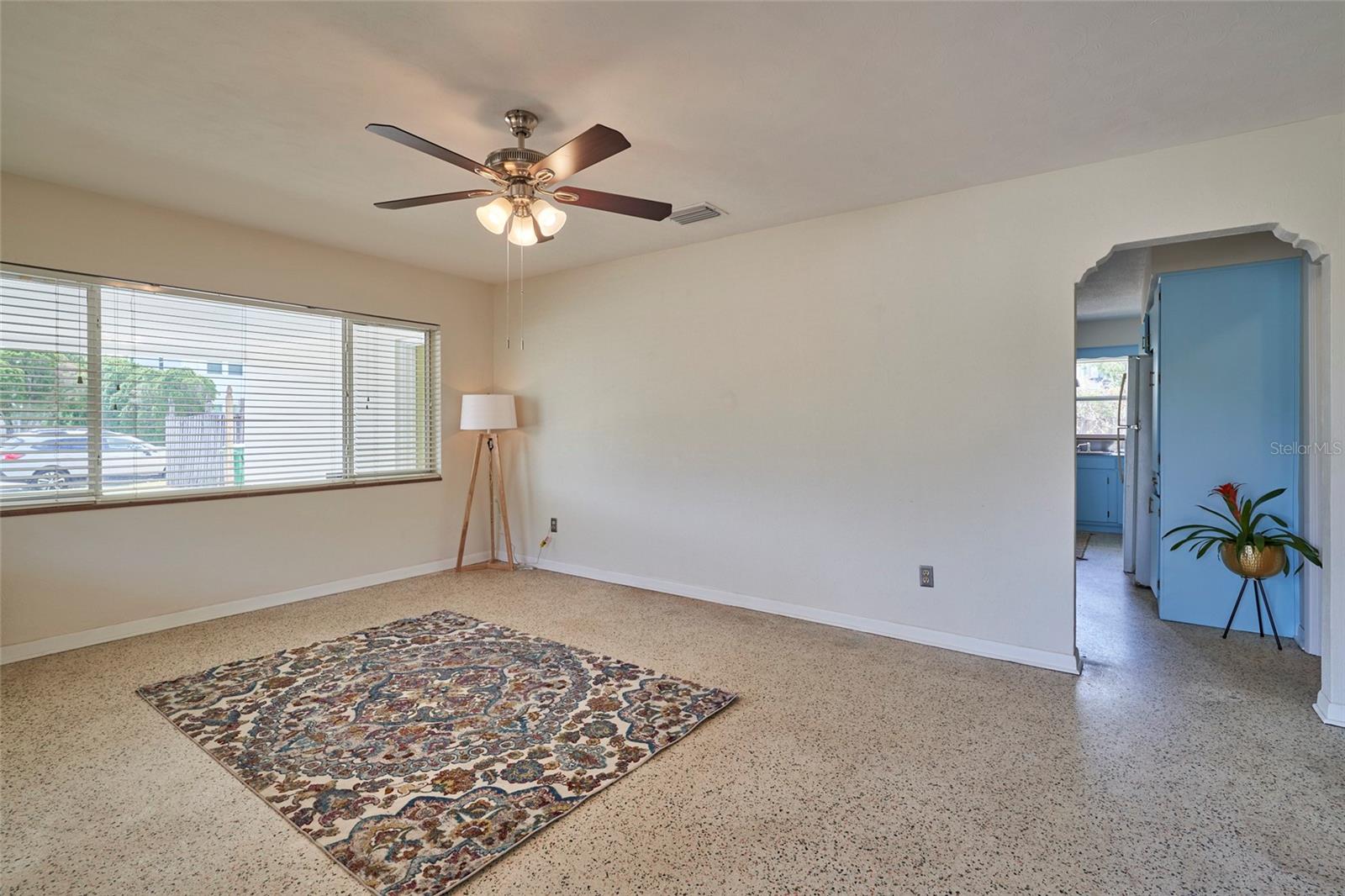 3302 W GRAY ST, TAMPA, FL, 33609