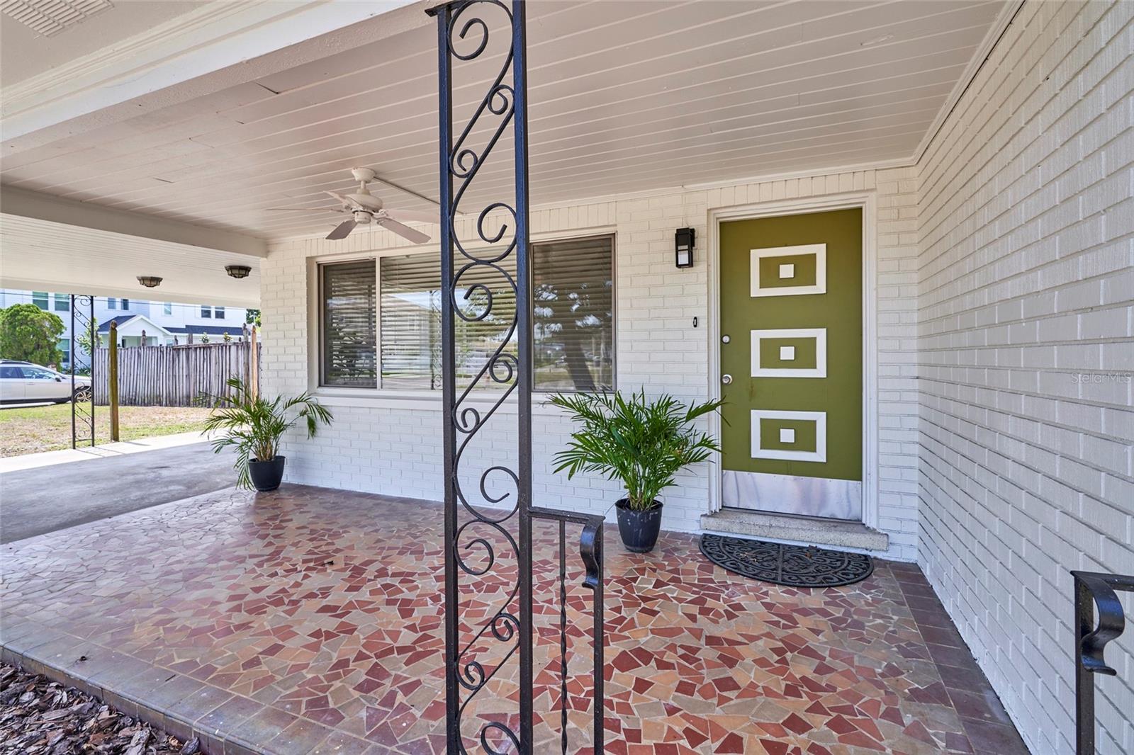 3302 W GRAY ST, TAMPA, FL, 33609