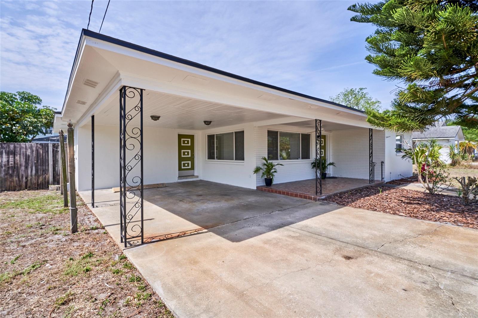 3302 W GRAY ST, TAMPA, FL, 33609