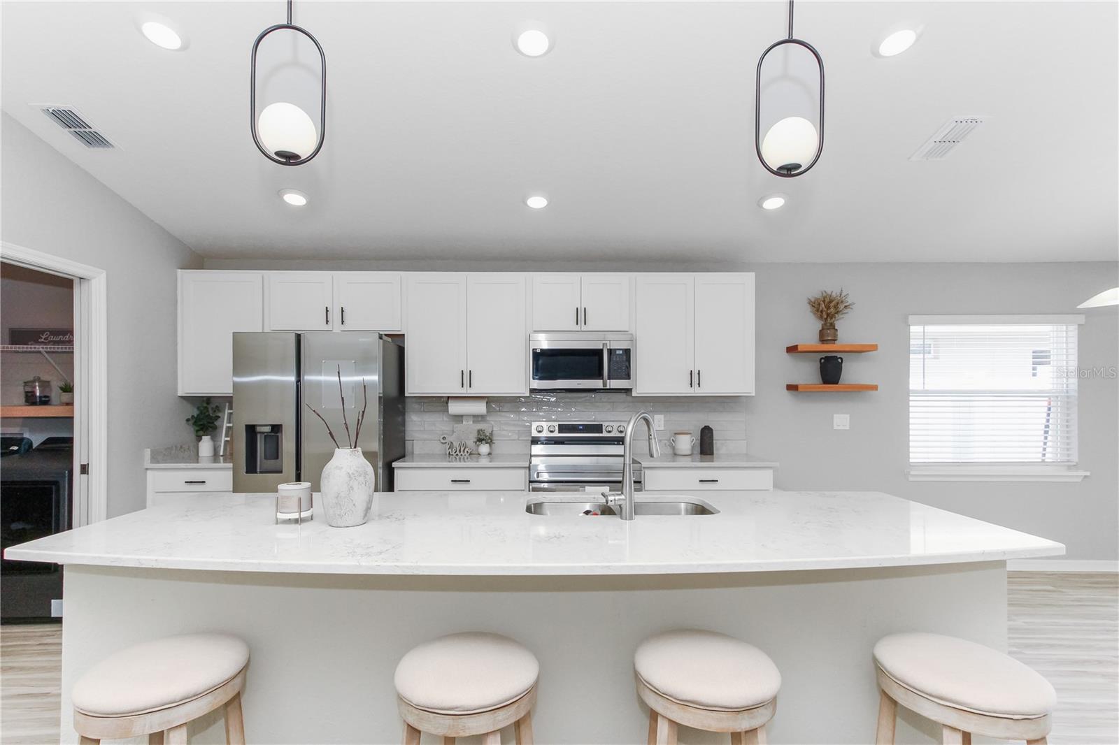 35598 BELLINGTON BLVD, ZEPHYRHILLS, FL, 33541