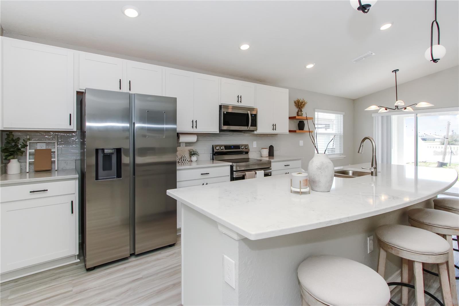 35598 BELLINGTON BLVD, ZEPHYRHILLS, FL, 33541