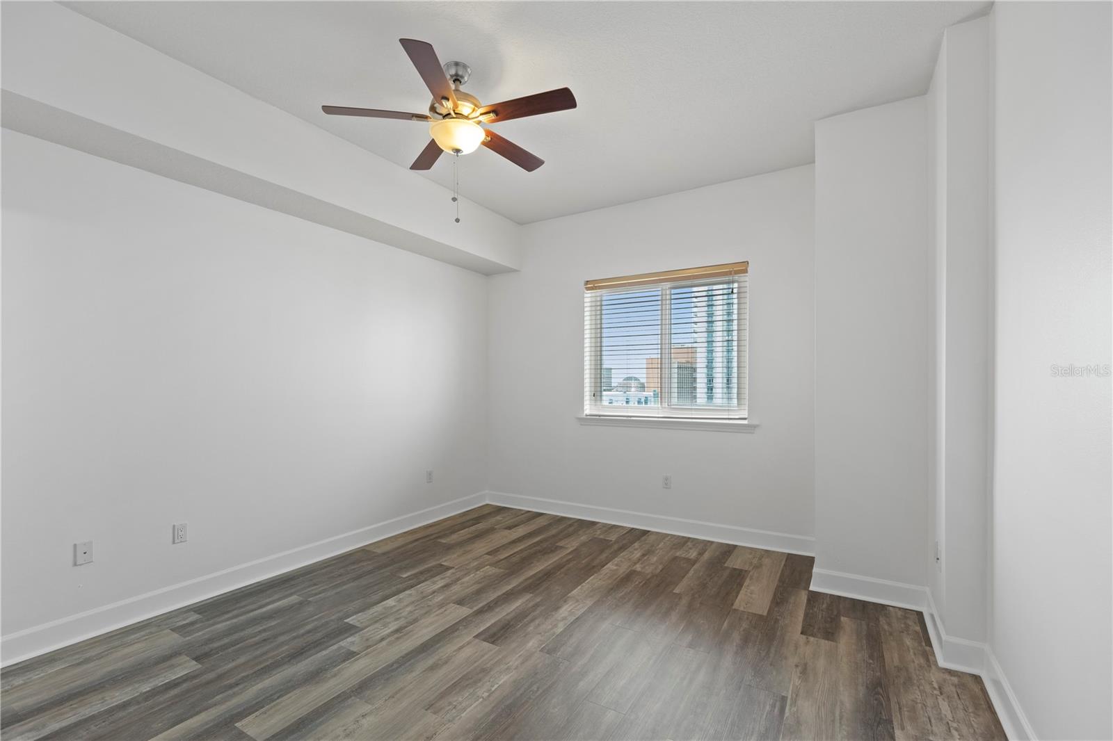 100 S EOLA DR #1214, ORLANDO, FL, 32801