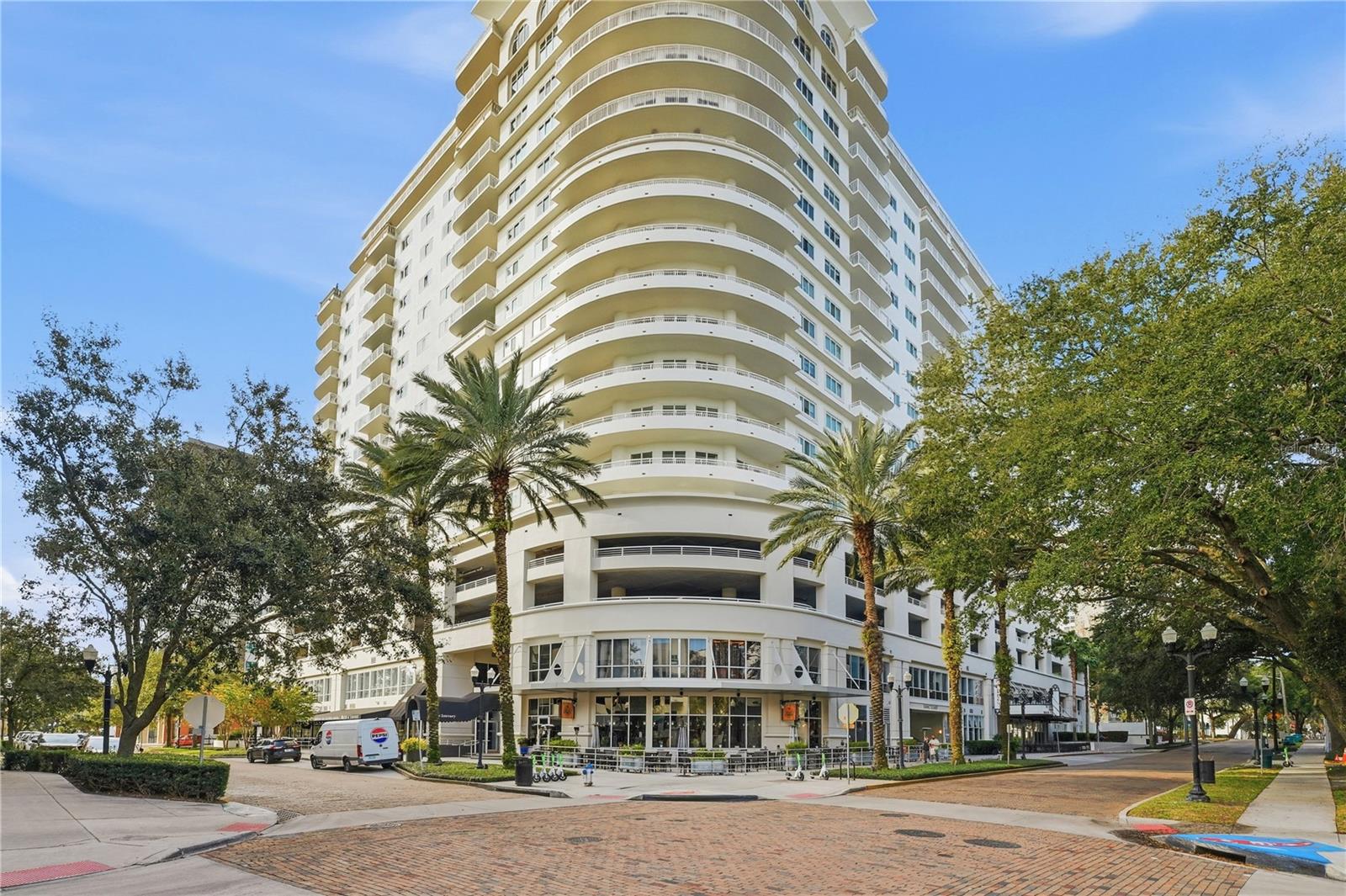 100 S EOLA DR #1214, ORLANDO, FL, 32801