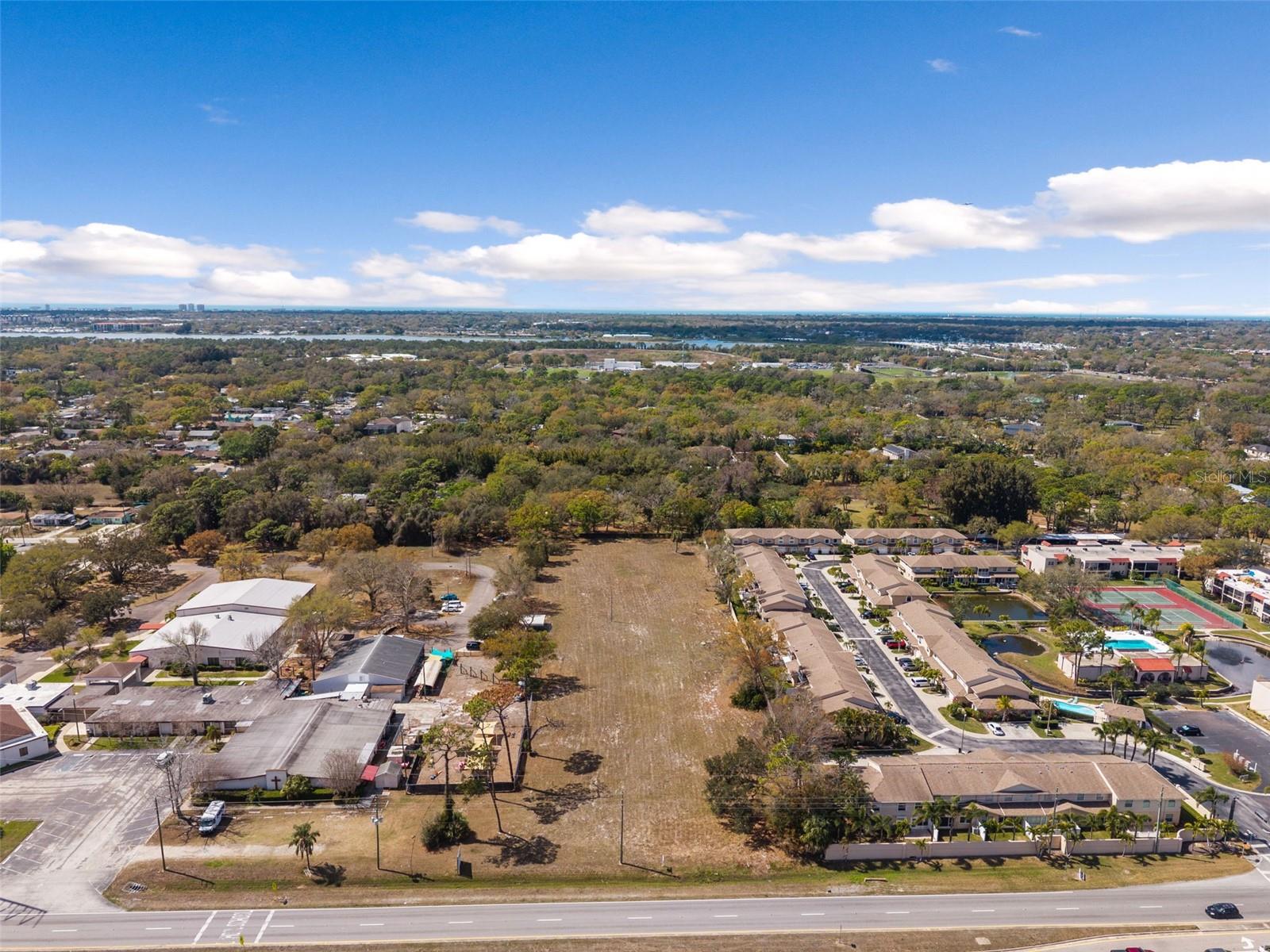 9530 STARKEY RD, SEMINOLE, FL, 33777