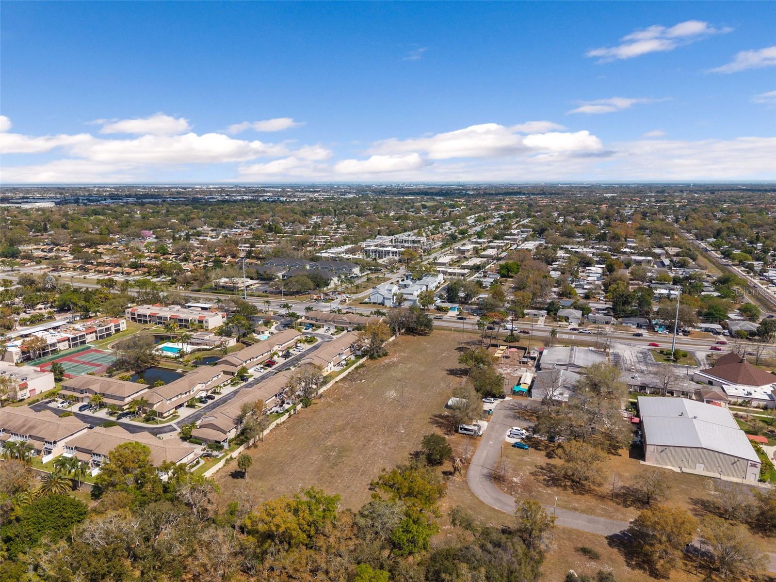 9530 STARKEY RD, SEMINOLE, FL, 33777