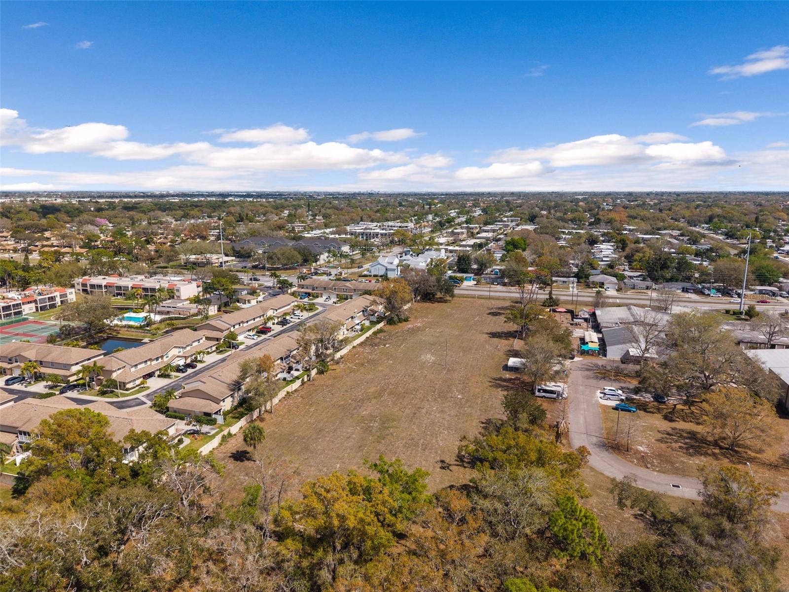 9530 STARKEY RD, SEMINOLE, FL, 33777