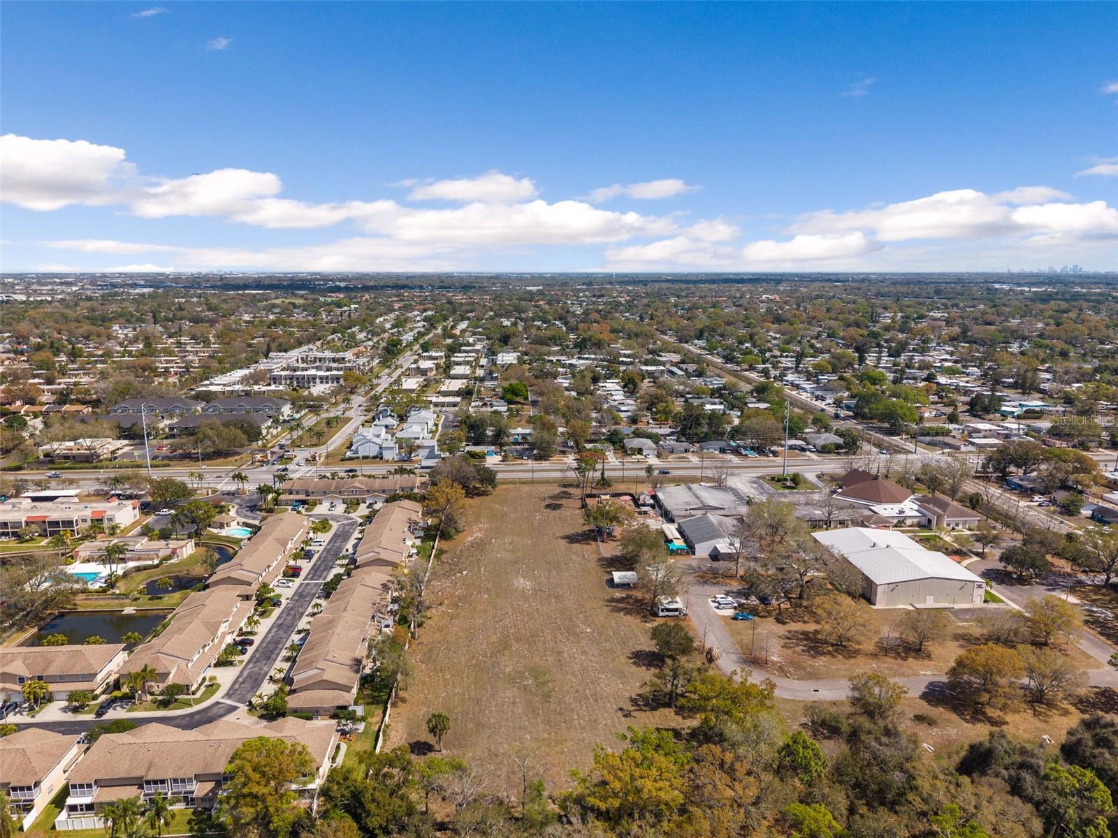 9530 STARKEY RD, SEMINOLE, FL, 33777