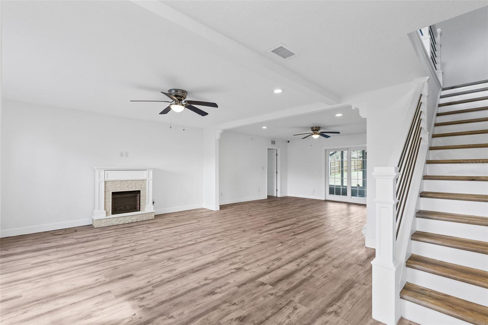 1927 PALM VIEW DR, APOPKA, FL, 32712