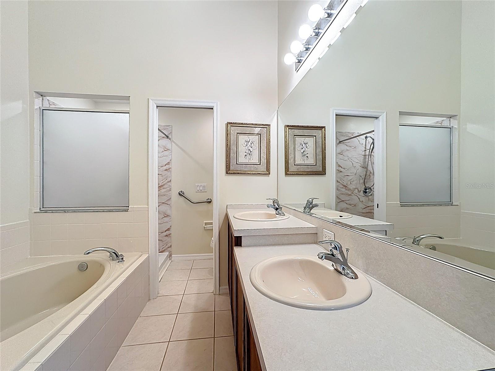 3817 SHAWN CIR, ORLANDO, FL, 32826