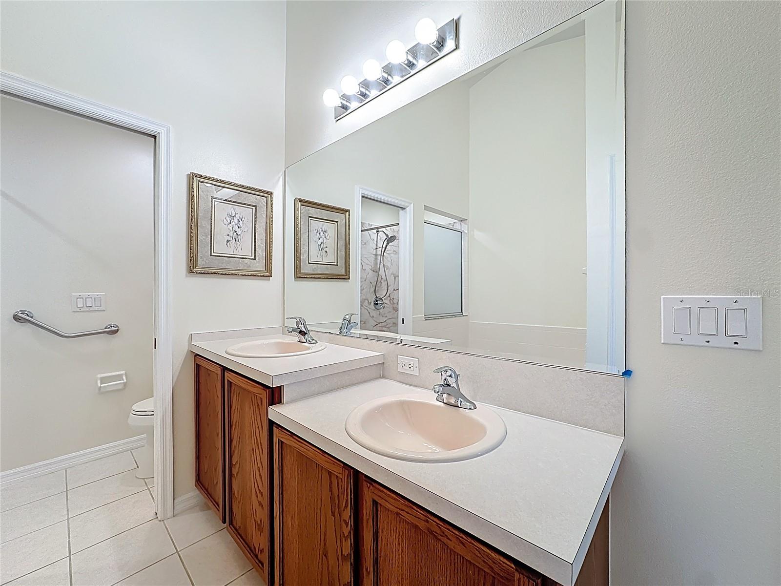 3817 SHAWN CIR, ORLANDO, FL, 32826
