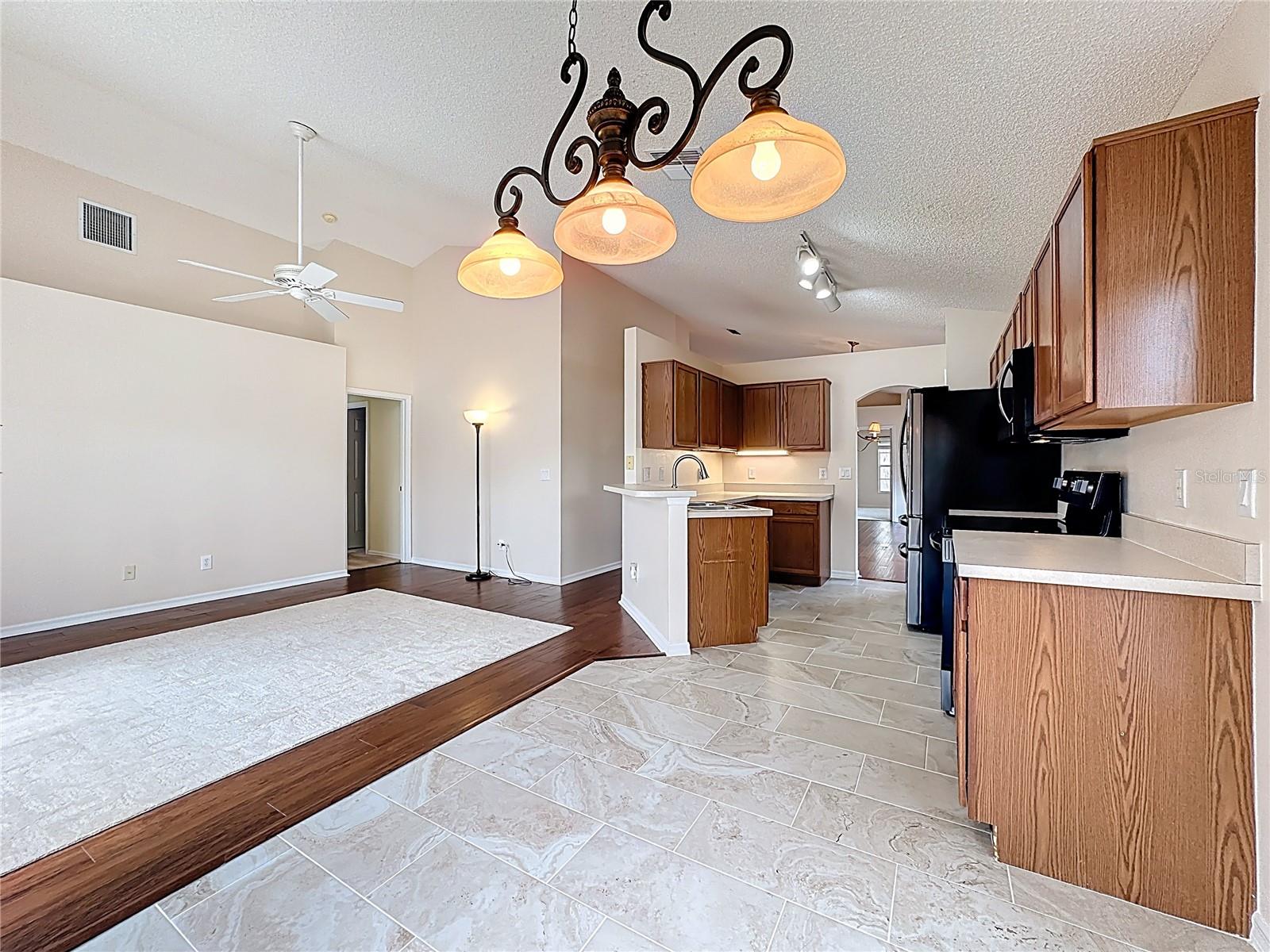 3817 SHAWN CIR, ORLANDO, FL, 32826