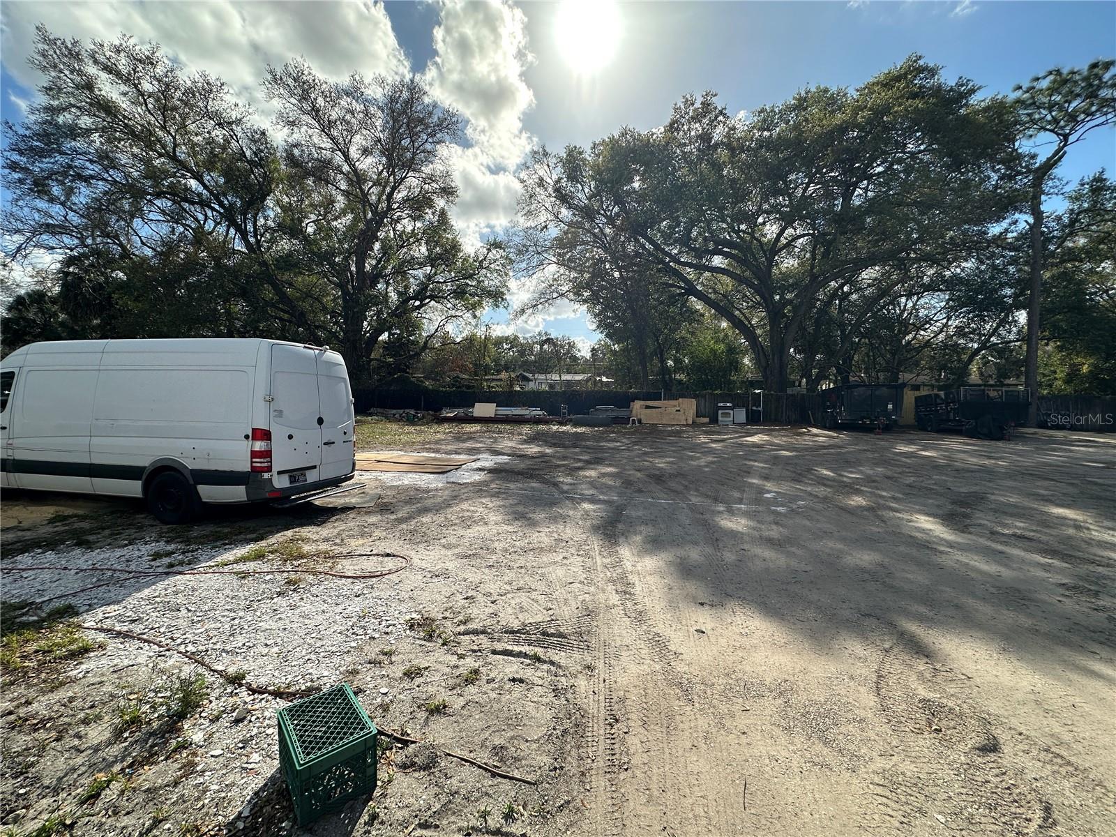 1020 N PINE HILLS RD, ORLANDO, FL, 32808