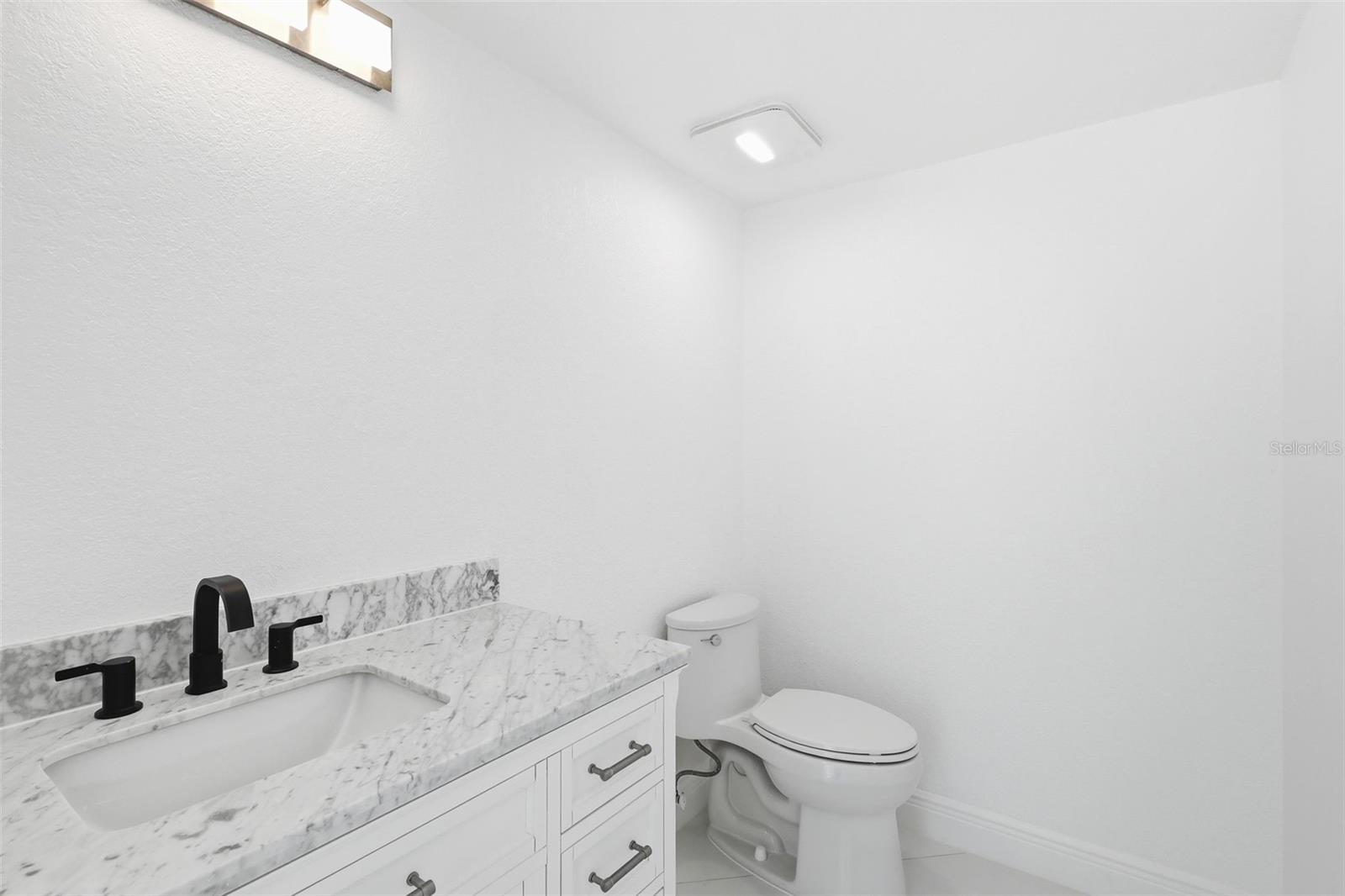 3904 WOODSFIELD CT, ORLANDO, FL, 32822