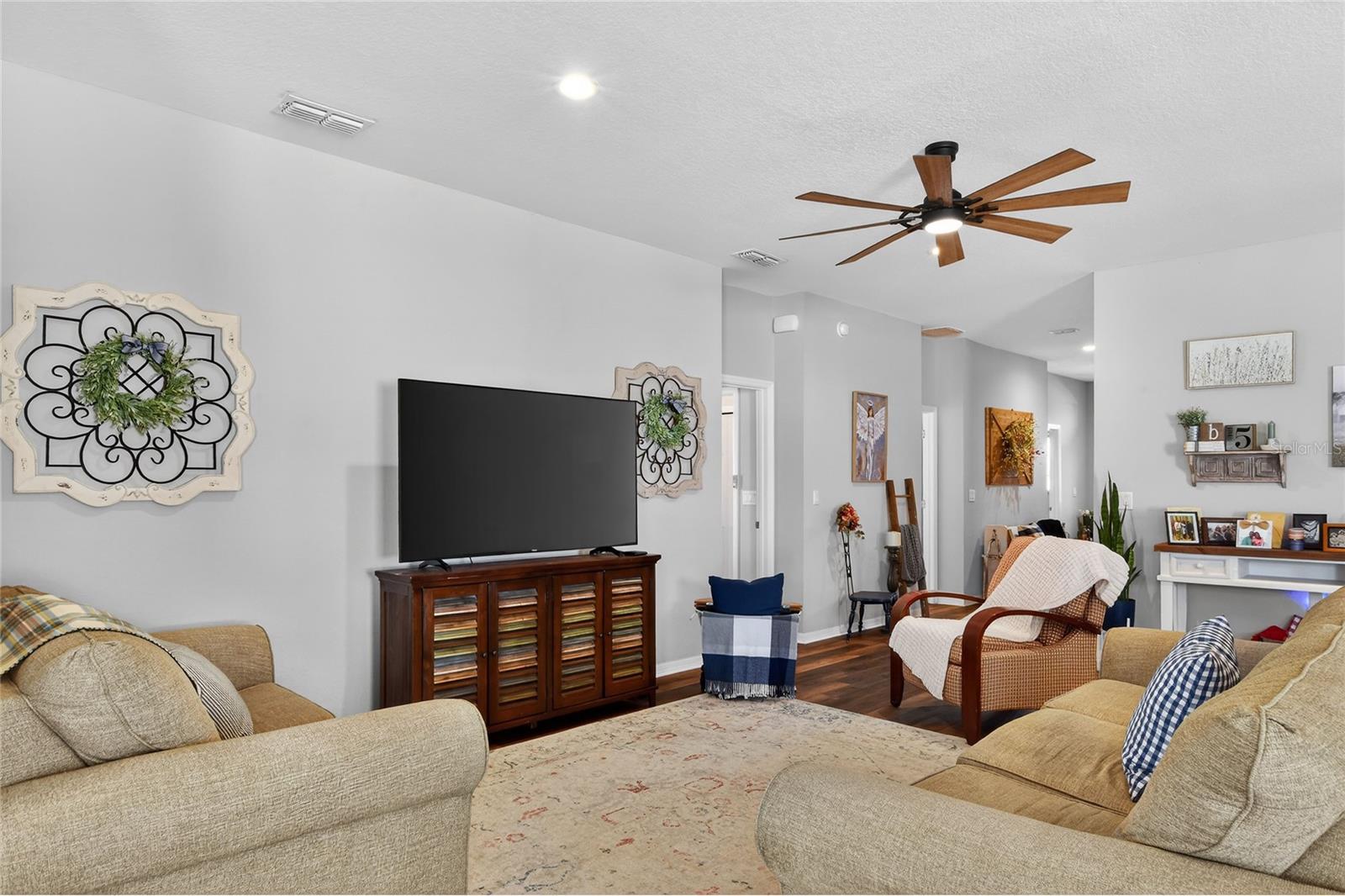 8271 WILDER LOOP, LAKELAND, FL, 33809