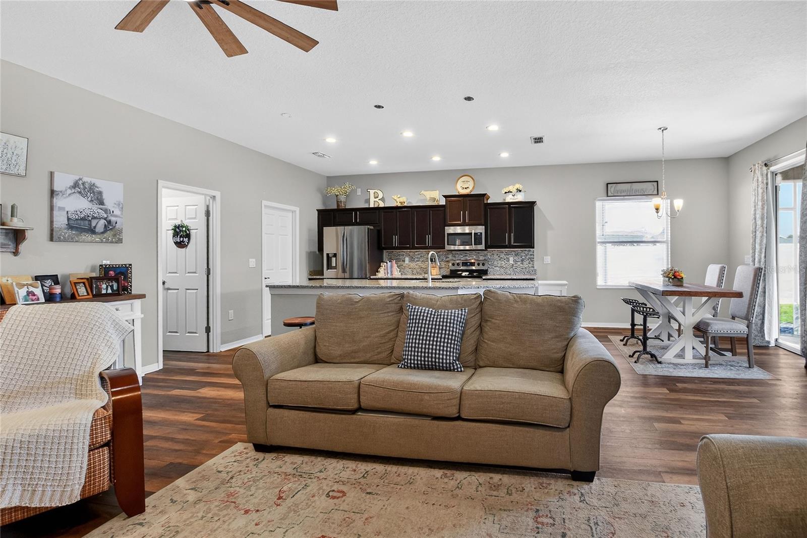 8271 WILDER LOOP, LAKELAND, FL, 33809