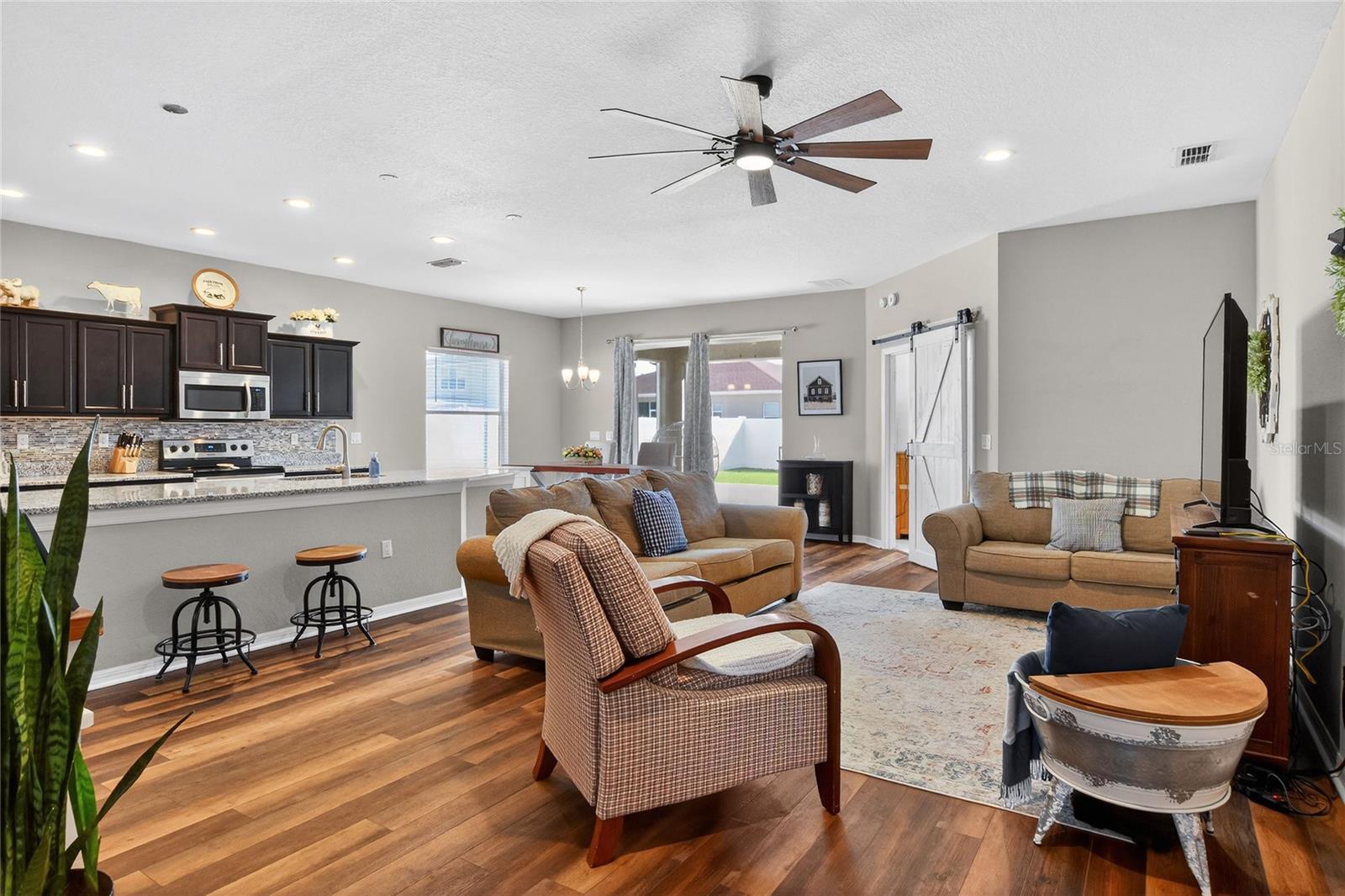 8271 WILDER LOOP, LAKELAND, FL, 33809
