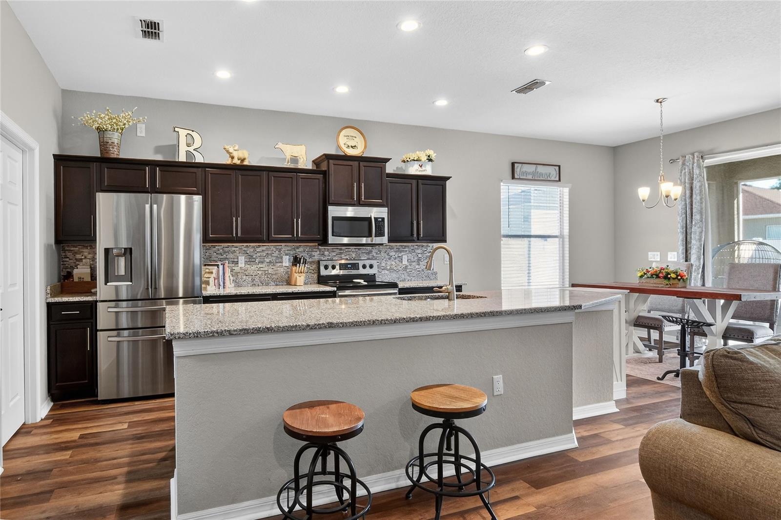 8271 WILDER LOOP, LAKELAND, FL, 33809