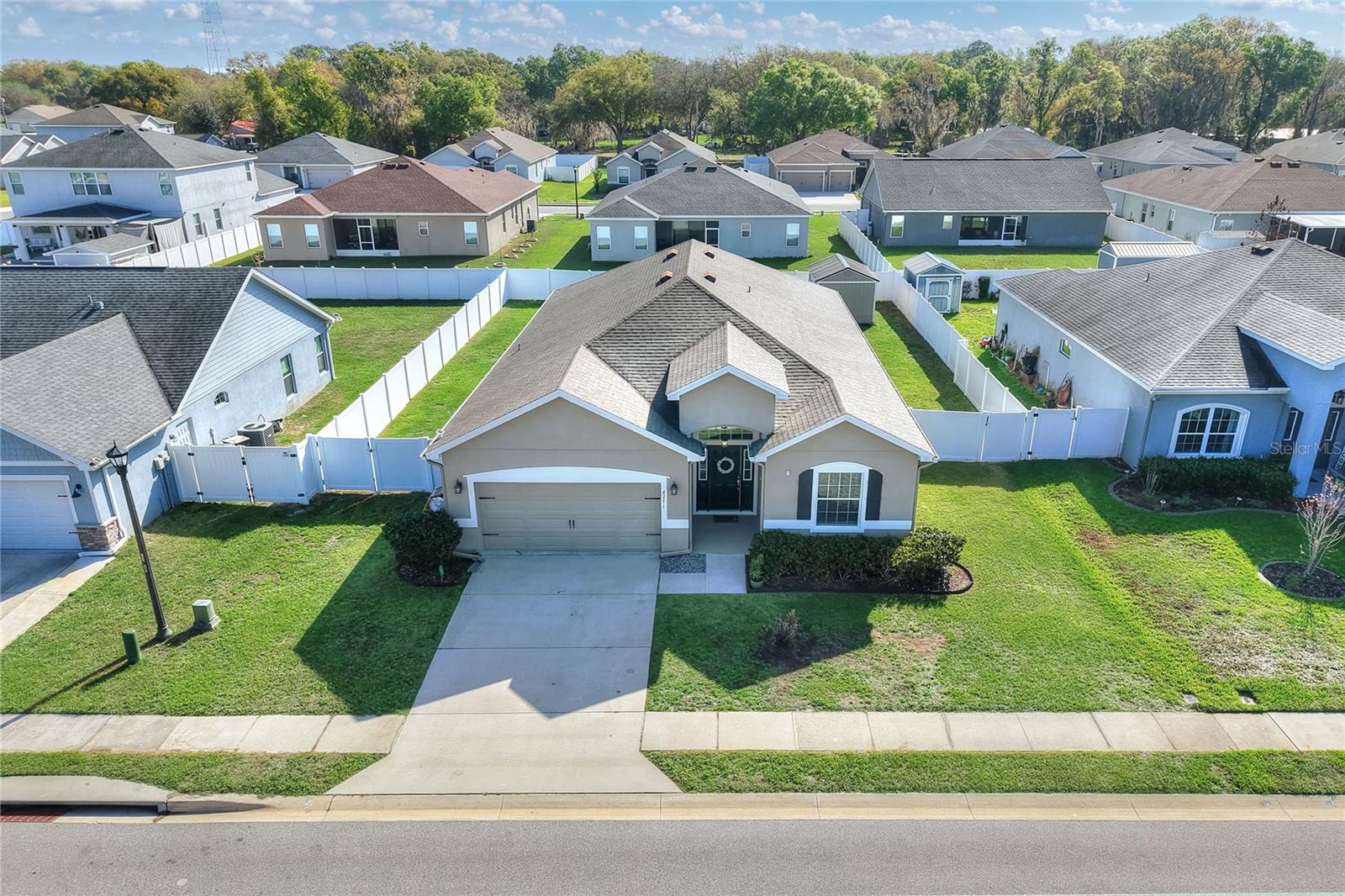 8271 WILDER LOOP, LAKELAND, FL, 33809