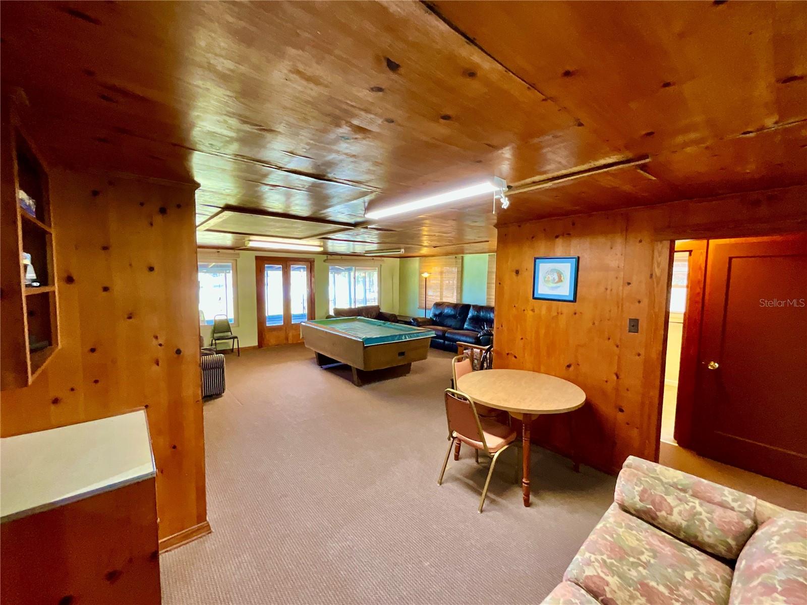 106 E SUNNYSIDE BEACH RD, HAWTHORNE, FL, 32640