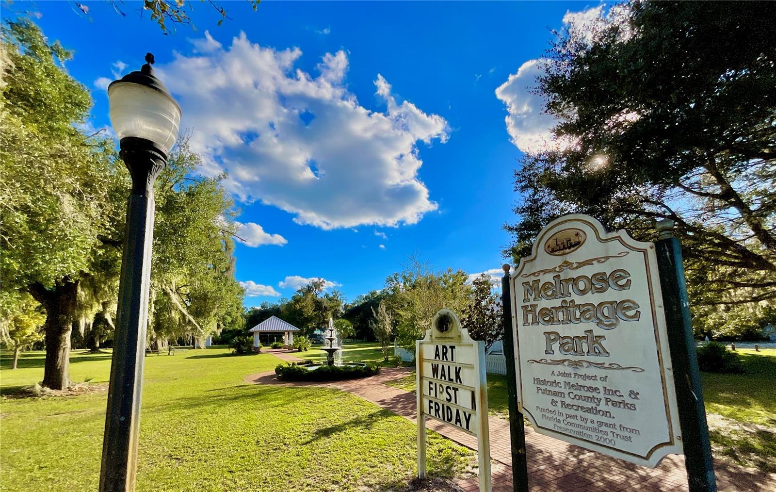 106 E SUNNYSIDE BEACH RD, HAWTHORNE, FL, 32640