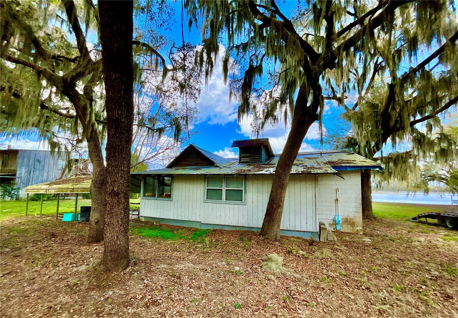 106 E SUNNYSIDE BEACH RD, HAWTHORNE, FL, 32640