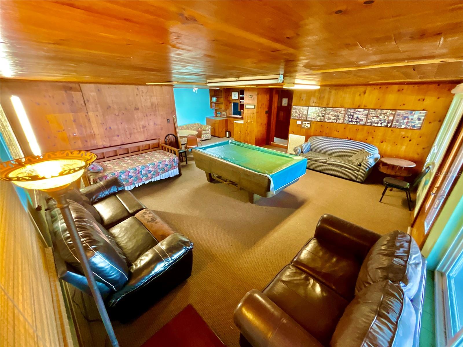 106 E SUNNYSIDE BEACH RD, HAWTHORNE, FL, 32640