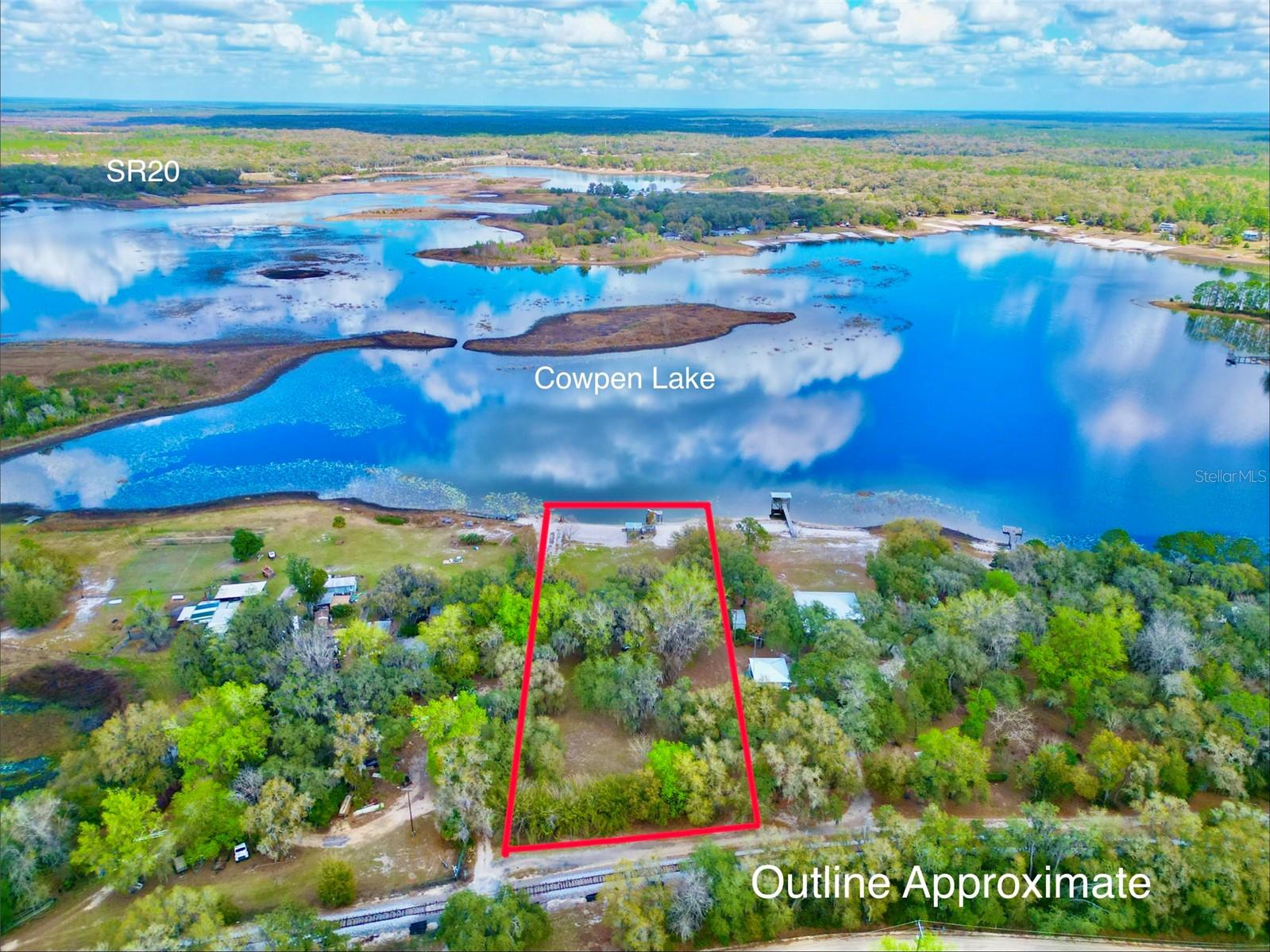 106 E SUNNYSIDE BEACH RD, HAWTHORNE, FL, 32640