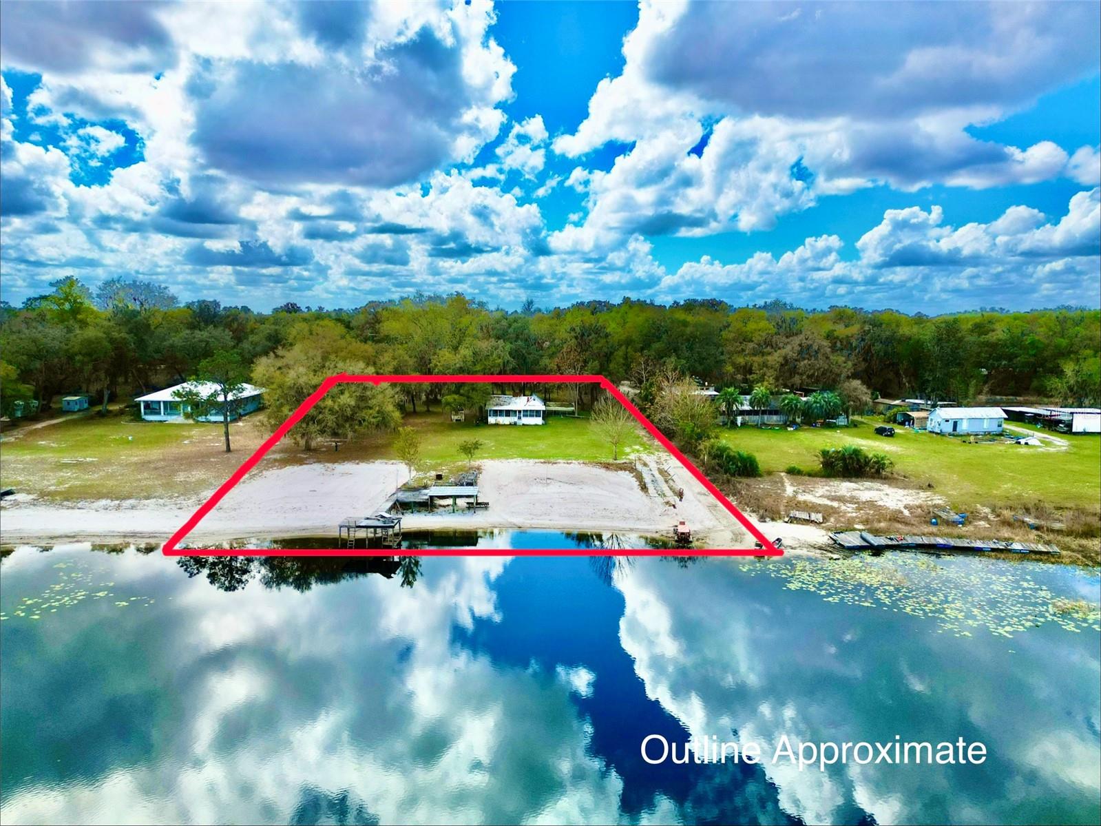 106 E SUNNYSIDE BEACH RD, HAWTHORNE, FL, 32640