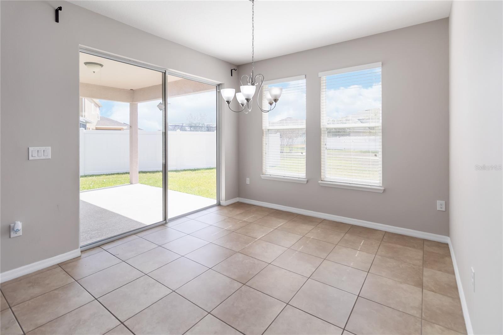 1972 BEACON LANDING CIR, ORLANDO, FL, 32824