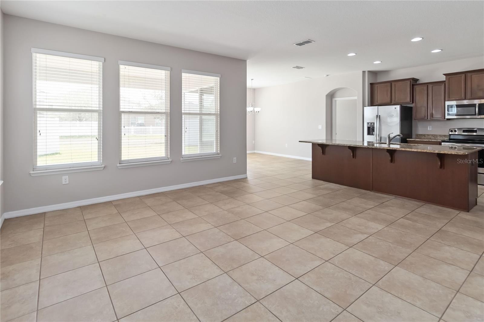 1972 BEACON LANDING CIR, ORLANDO, FL, 32824