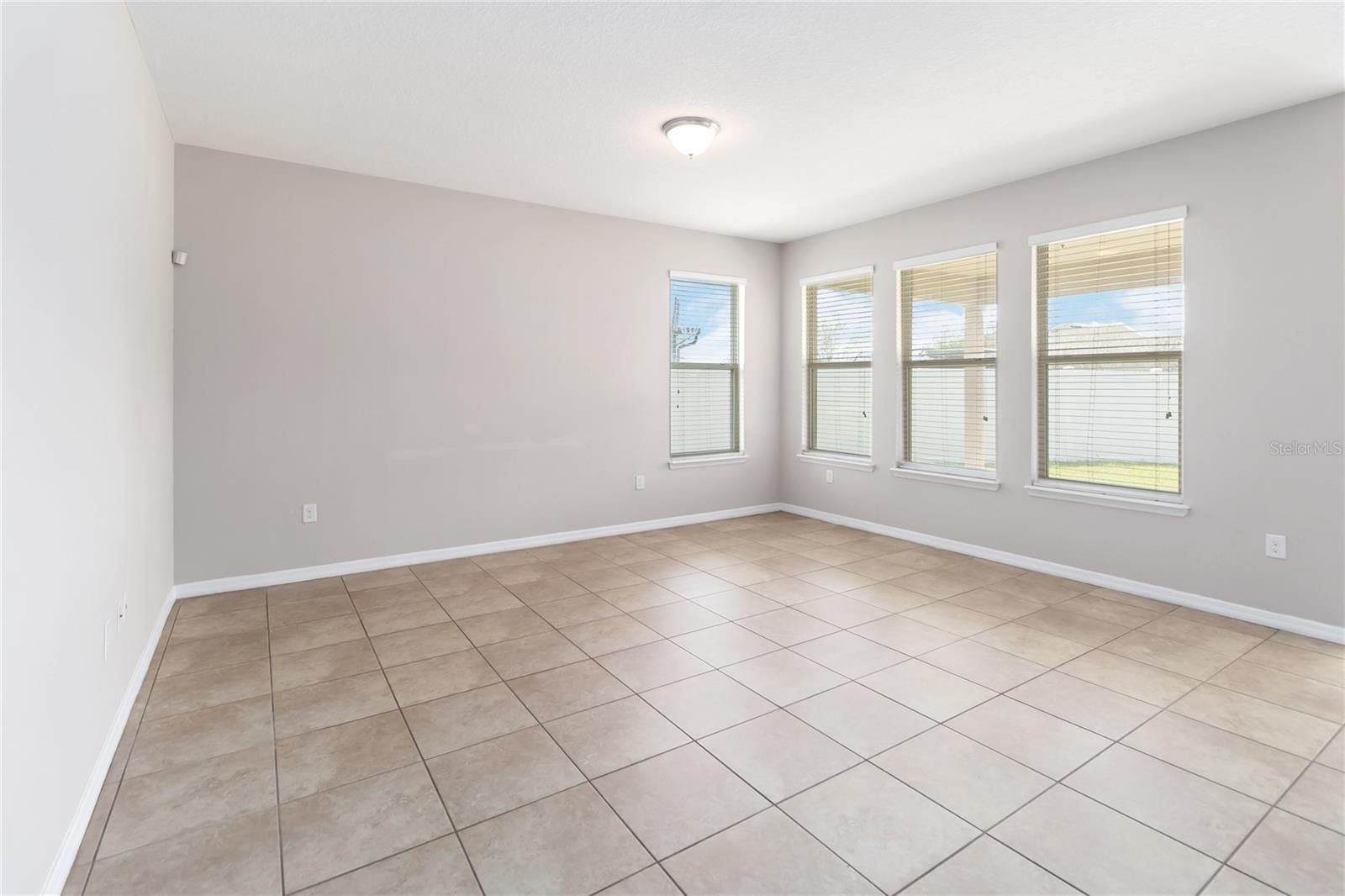 1972 BEACON LANDING CIR, ORLANDO, FL, 32824